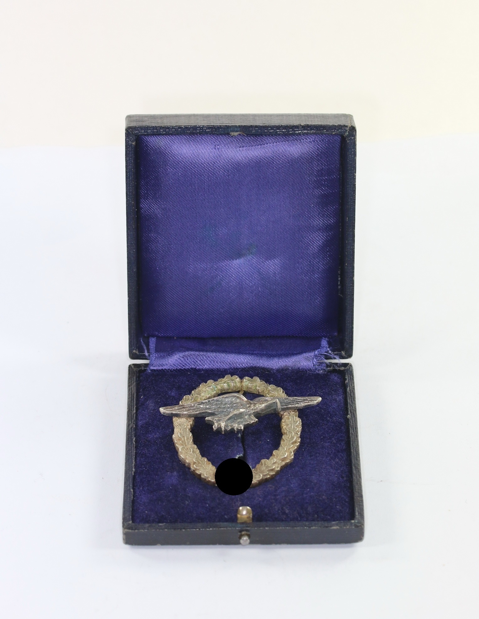 Segelflugzeugführerabzeichen der Luftwaffe, Hst. C.E. Juncker, im Etui – Bild 1