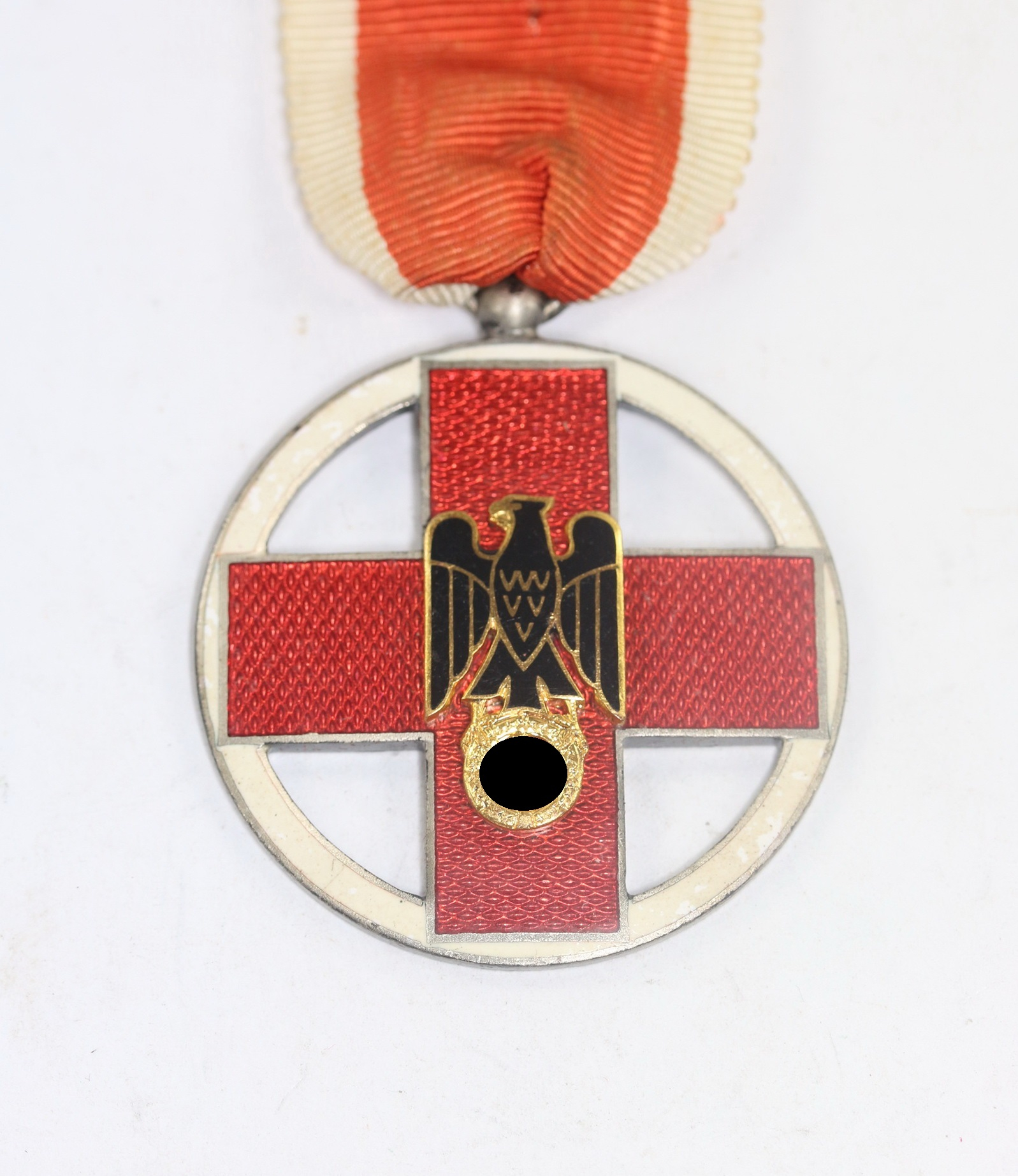 Medaille des Deutschen Roten Kreuzes 1937, Für Verdienste um das Deutsche Rote Kreuz – Bild 1