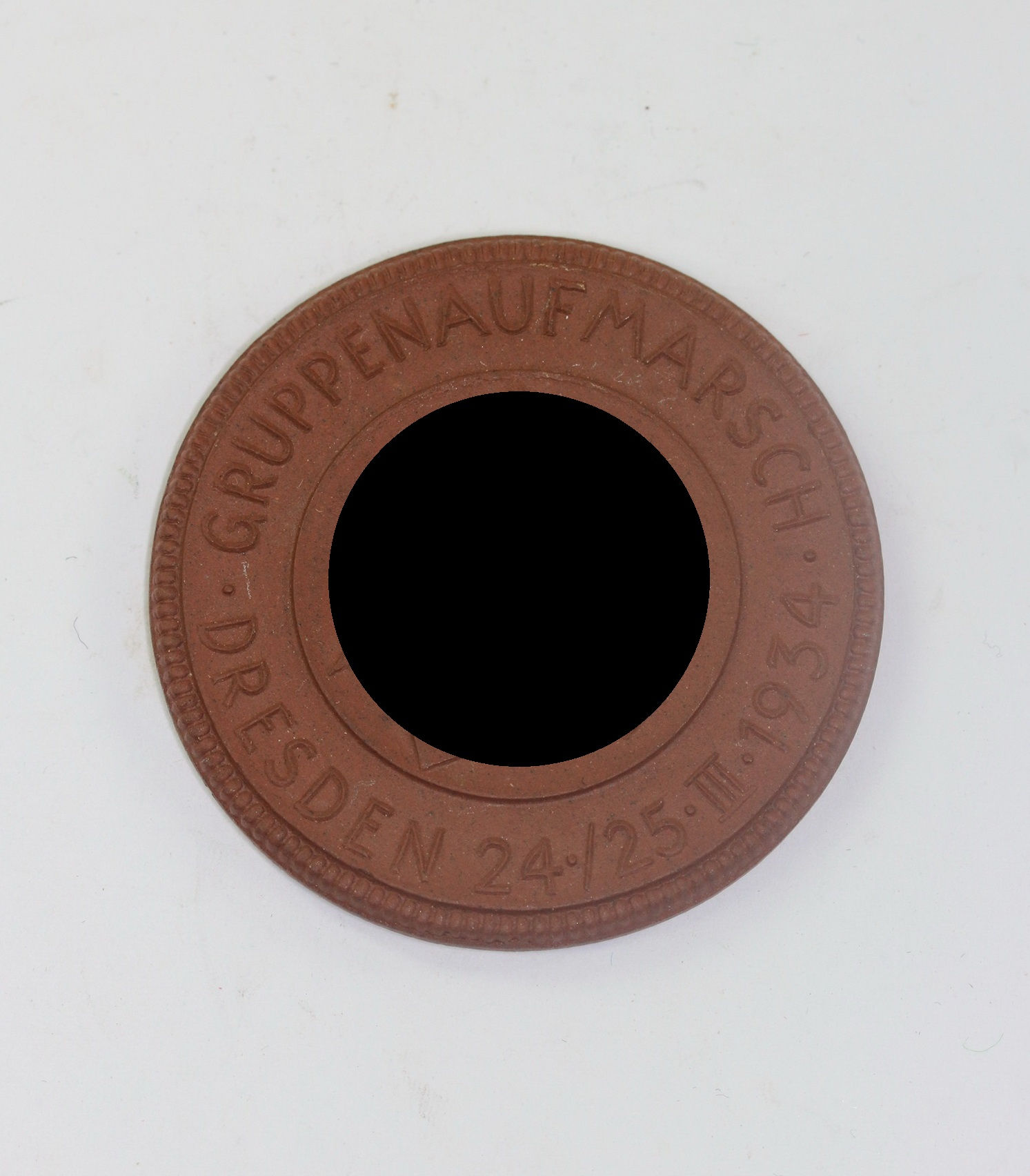 Meißen Plakette, SA Gruppenaufmarsch Dresden - Der SA Mann ist Revolutionär! Er ist stark in der Liebe und stark im Hass – Bild 1