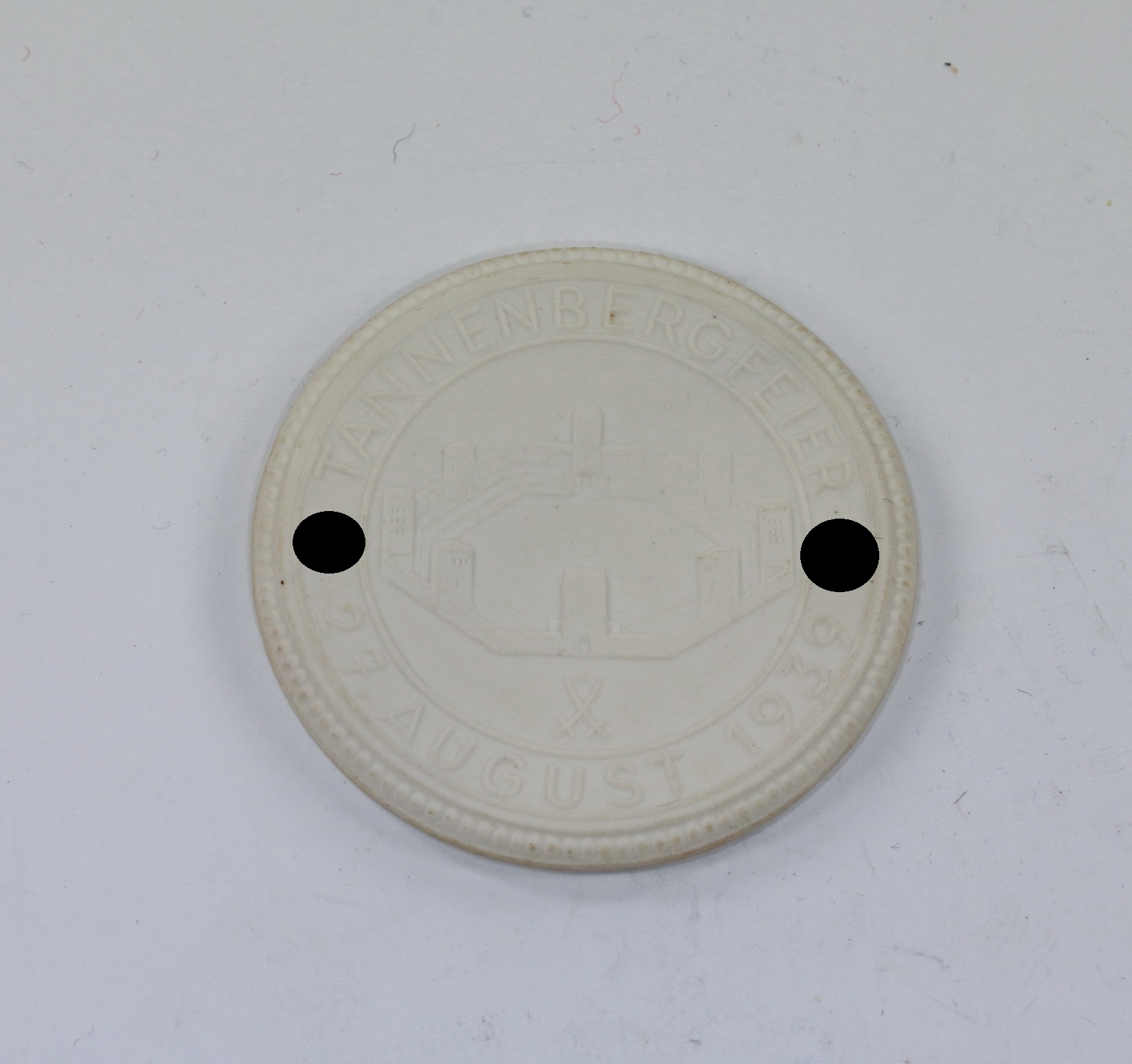 Meißen Plakette, "Tannenbergfeier 27. August 1939 Tannbergsieger v. Hindenburg" – Bild 1