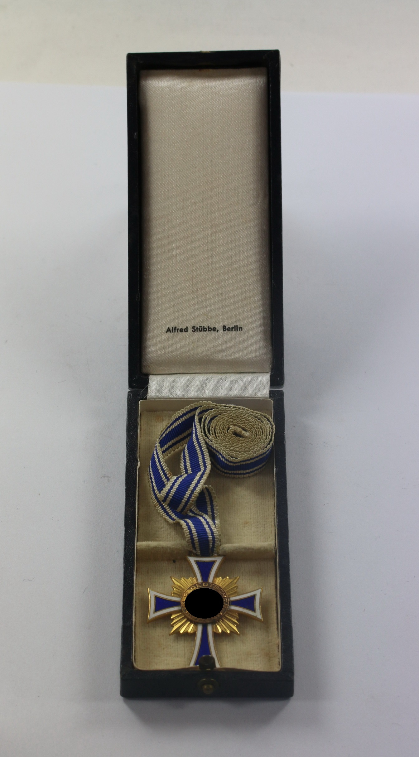 mutterkreuz_in_gold_im_etui_alfred_st_bbe_berlin_1__1_3 Mutterkreuz in Gold, im Etui, Alfred Stübbe Berlin – Bild 1