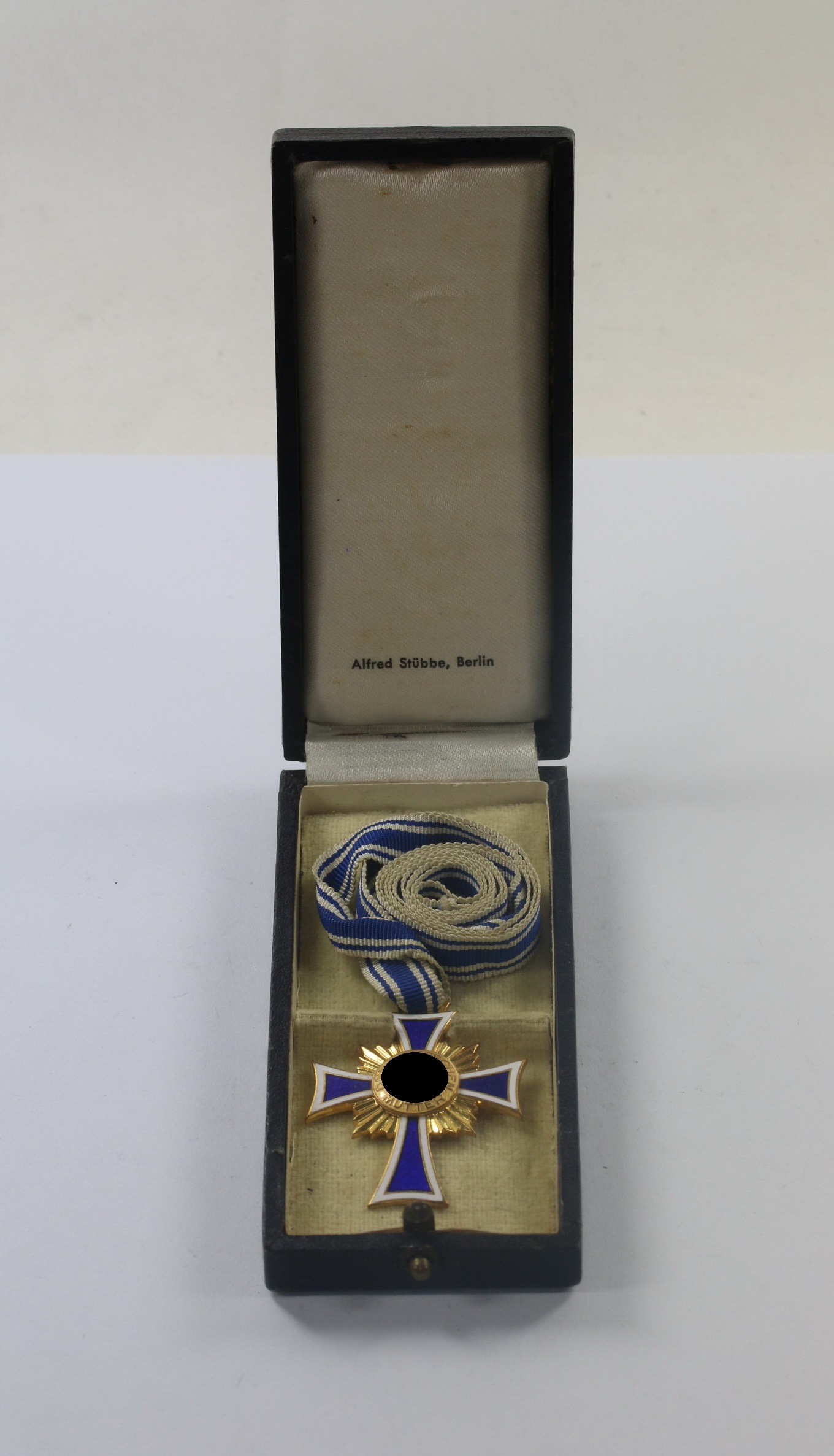 mutterkreuz_in_gold_im_etui_alfred_st_bbe_berlin_1__1_4 Mutterkreuz in Gold, im Etui, Alfred Stübbe Berlin – Bild 1