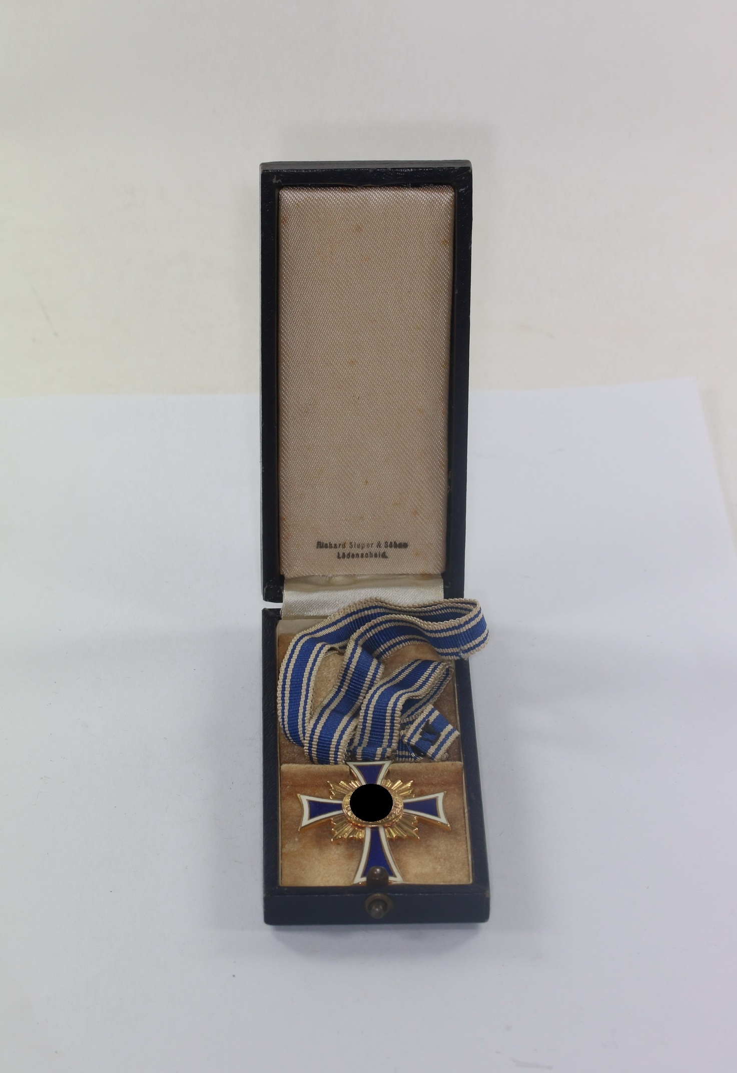  Mutterkreuz in Gold, im Etui, Riechard Sieper & Söhne Lüdenscheid – Bild 1
