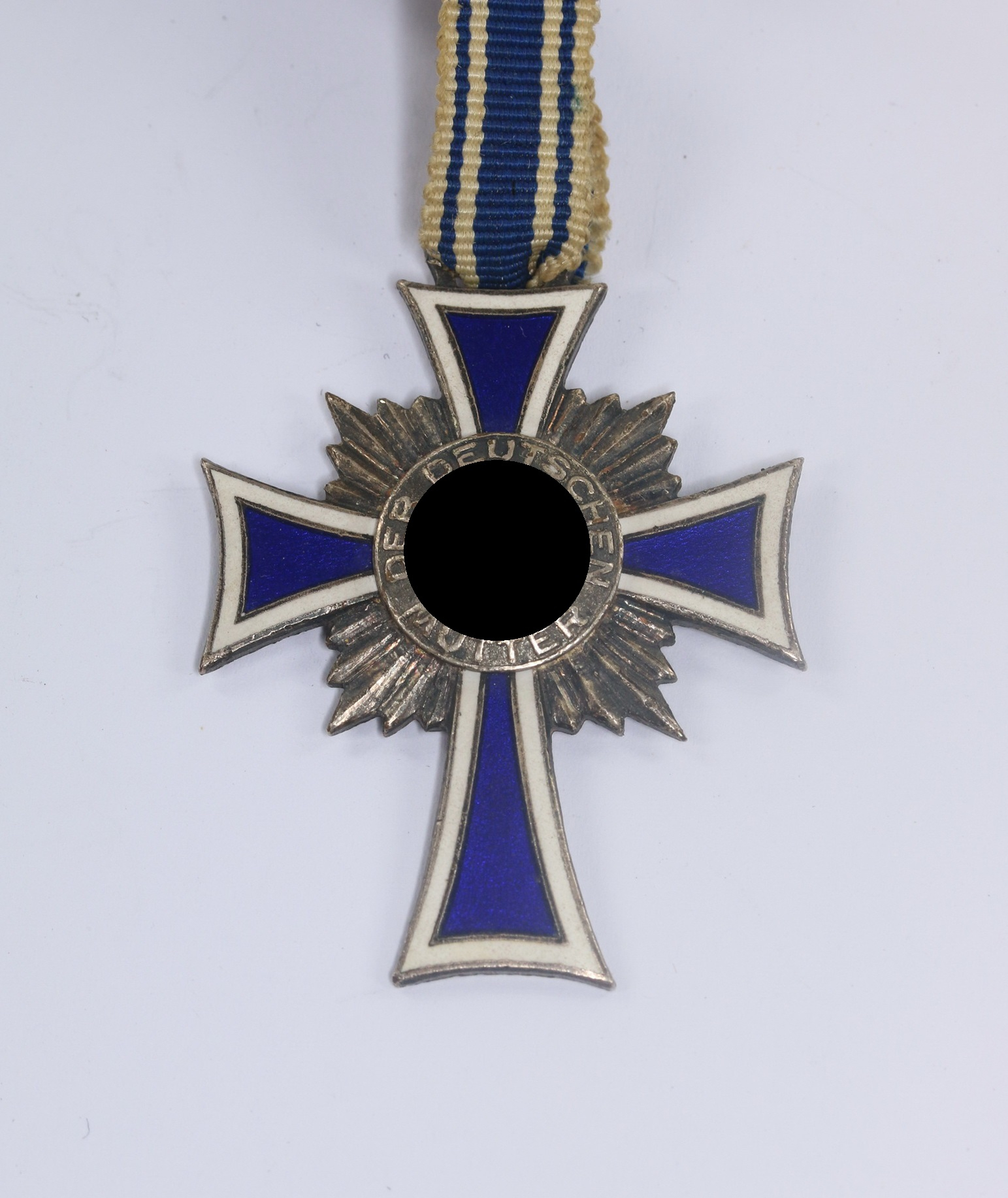 Mutterkreuz in Silber, 16. Dezmber 1938 - Der Deutschen Muttert – Bild 1