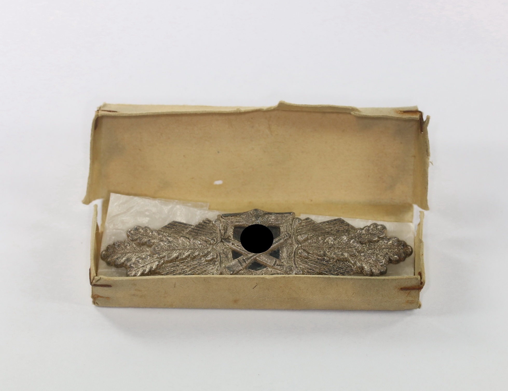 nahkampfspange_in_silber_hst Nahkampfspange in Silber, Hst. FLL, in Verleihungsschachtel - Nahkampfspange versilbert – Bild 1