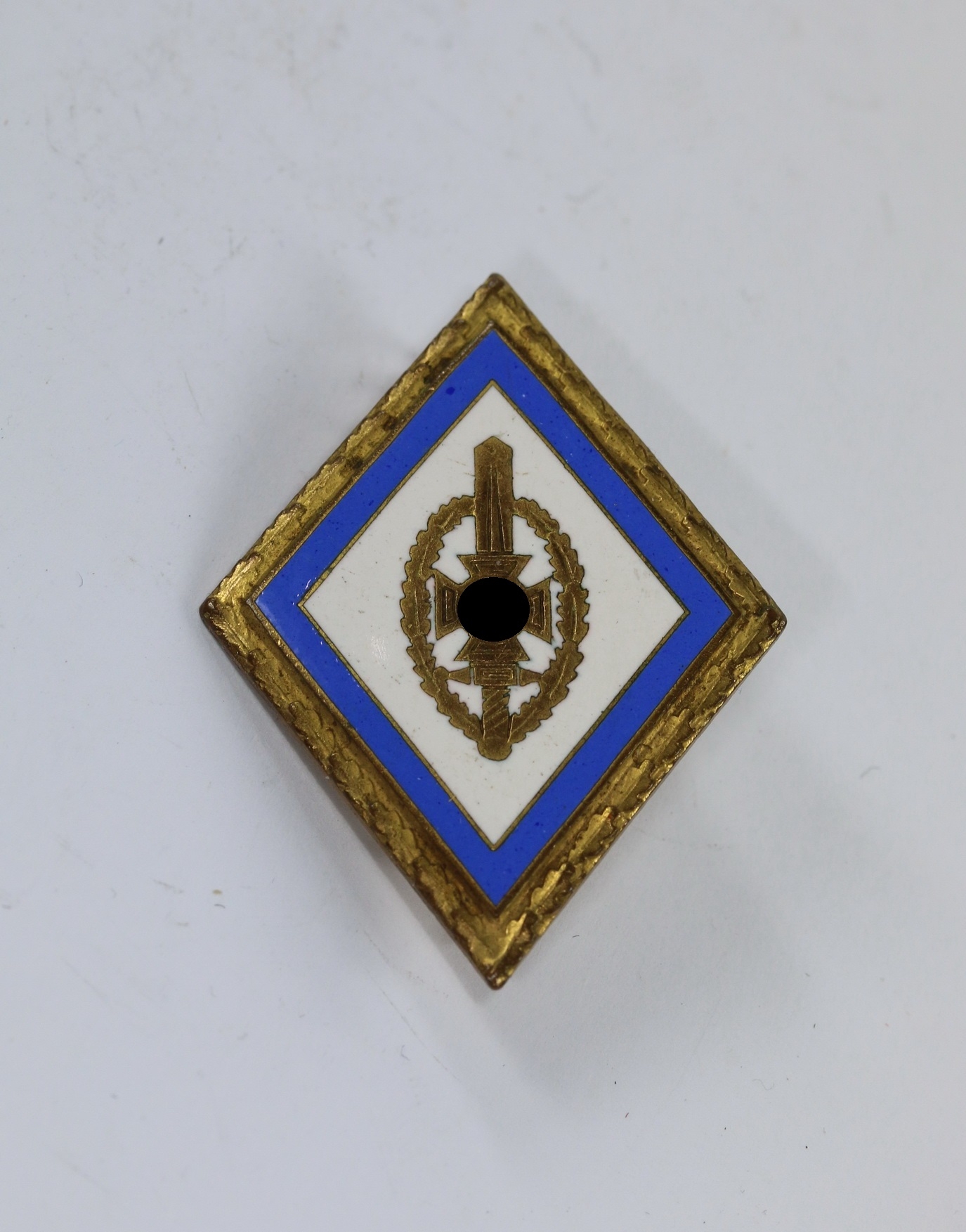 Nationalsozialistische Kriegsopferversorgung (NSKOV), Ehrenzeichen mit Eichenlaubkranz für Ortsverbände – Bild 1