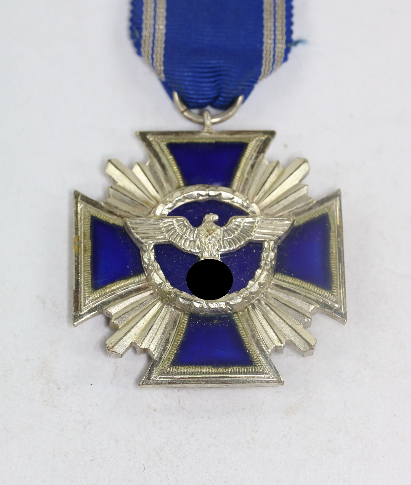 nsdap_dienstauszeichnung_in_silber_treue_f_r_f_hrer_und_volk_1__3 NSDAP Dienstauszeichnung in Silber, Treue für Führer und Volk – Bild 1