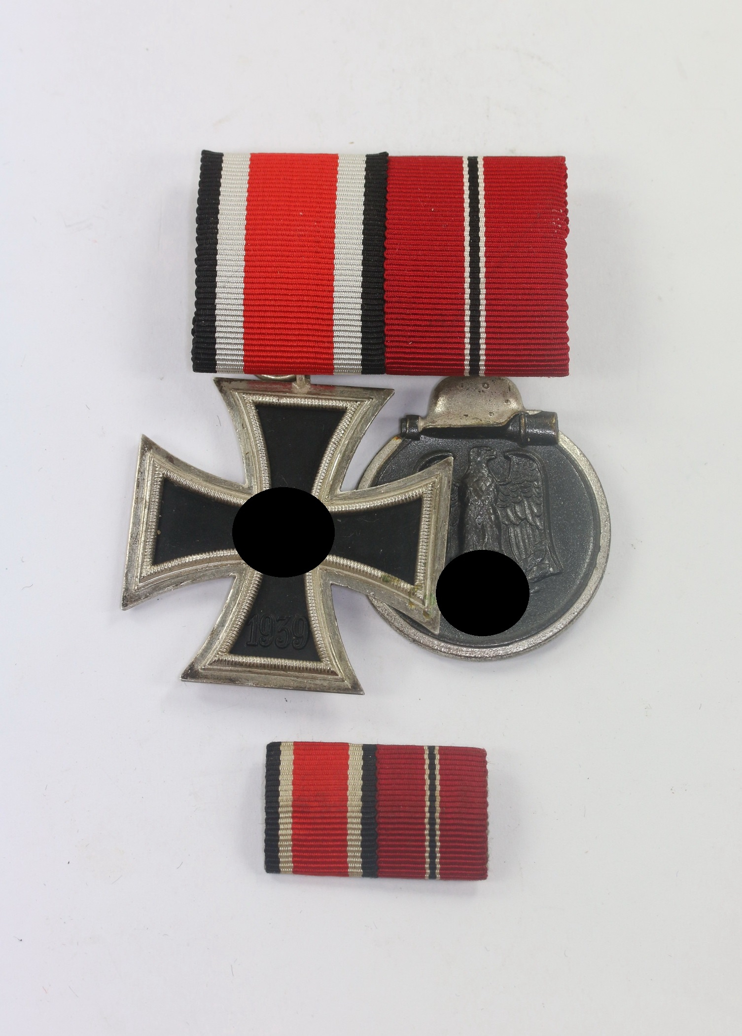 Ordenschnalle 2X Eisernes Kreuz 2. Klasse 1939, Ostmedaille + Feldspange – Bild 1