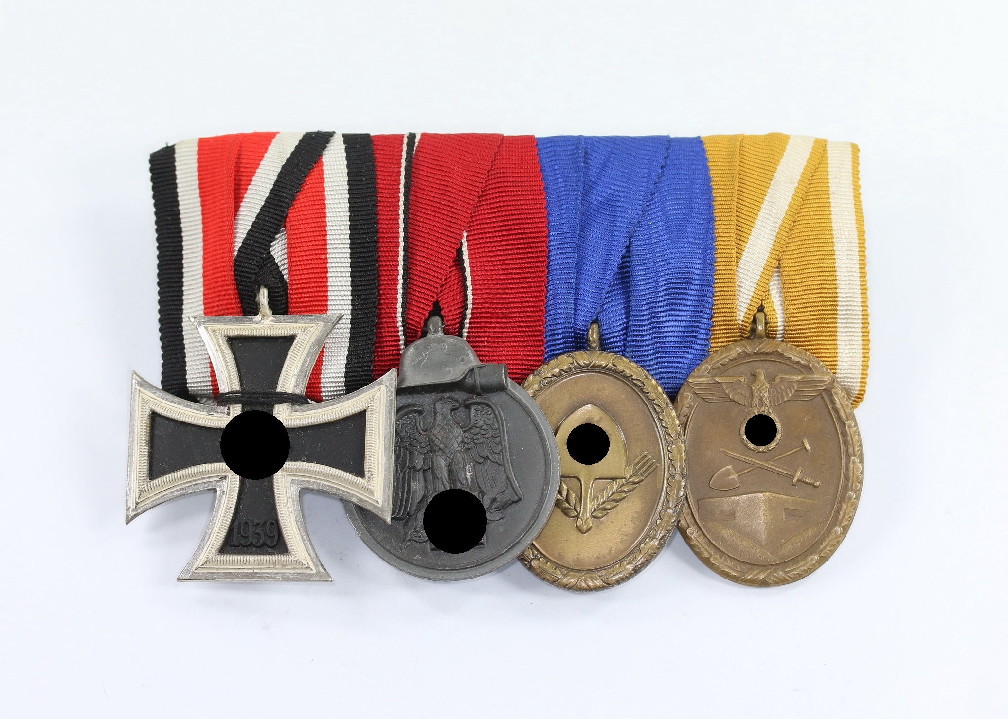 ordenschnalle_4x_3__1 Ordenschnalle 4X – Bild 1