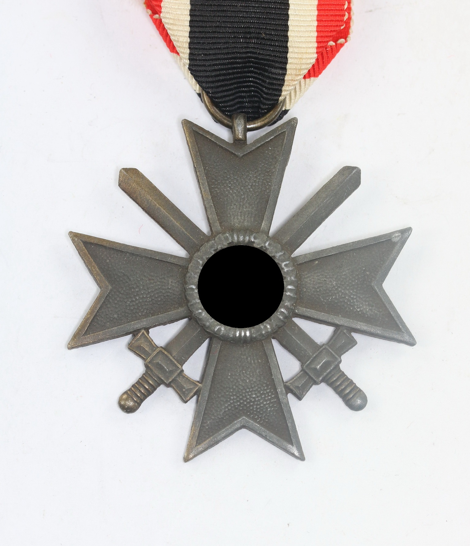 Kriegsverdienstkreuz 2. Klasse mit Schwertern, ohne Hersteller (Zink) – Bild 1