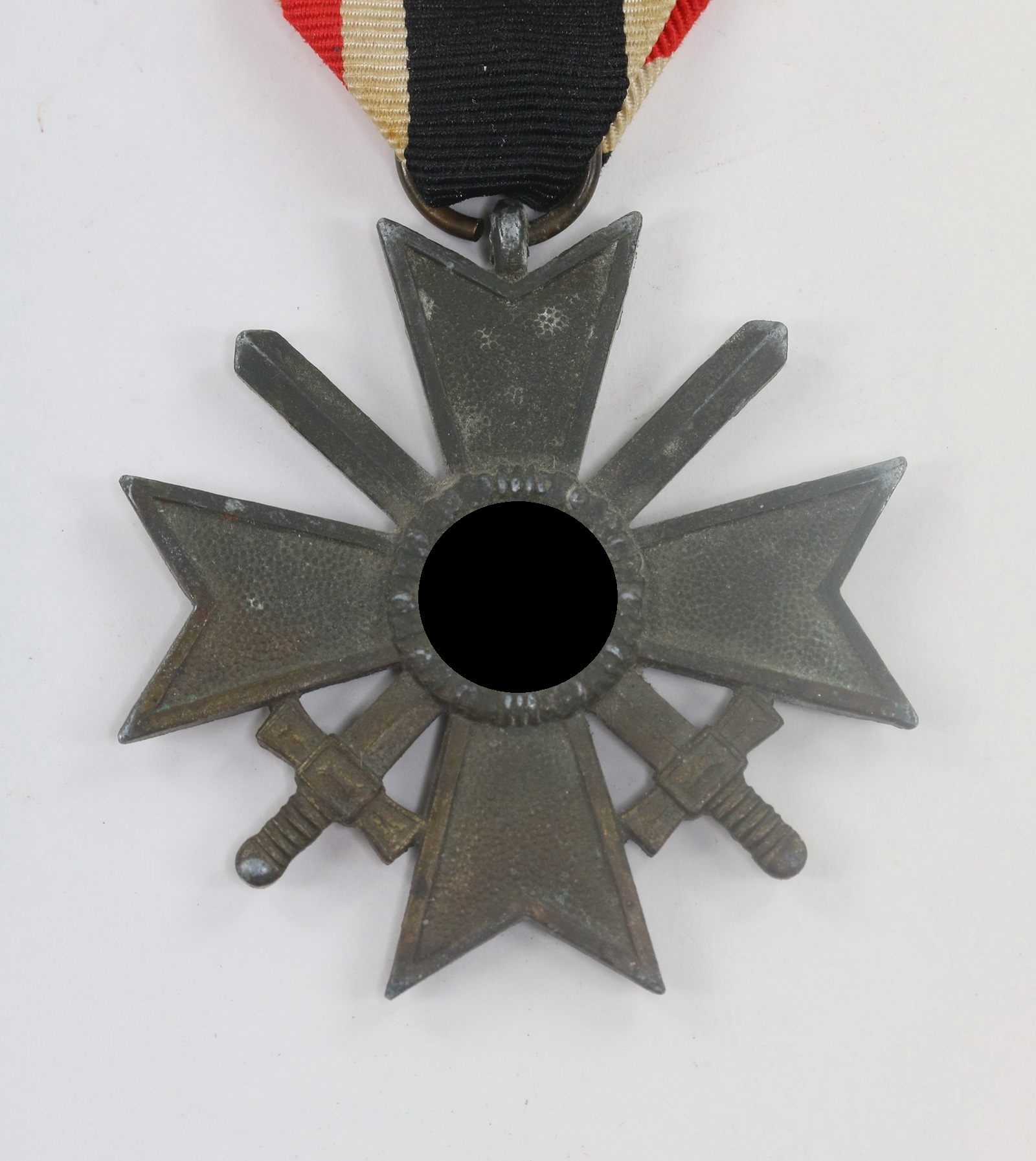  Kriegsverdienstkreuz 2. Klasse mit Schwertern, ohne Hersteller (Zink) – Bild 1