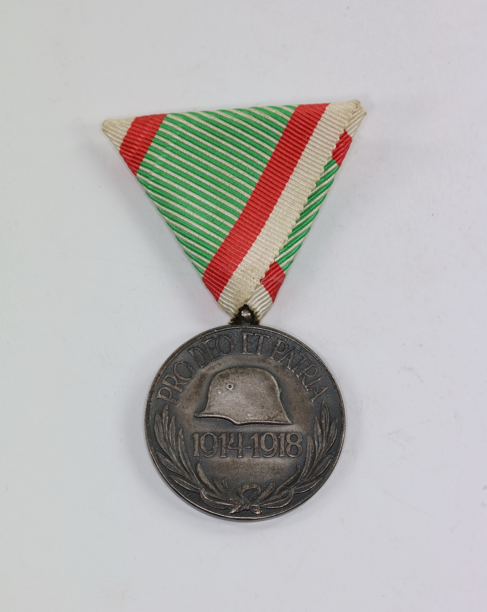 Ungarn, Weltkriegsmedaille Pro Deo et Patria 1914-1918 – Bild 1