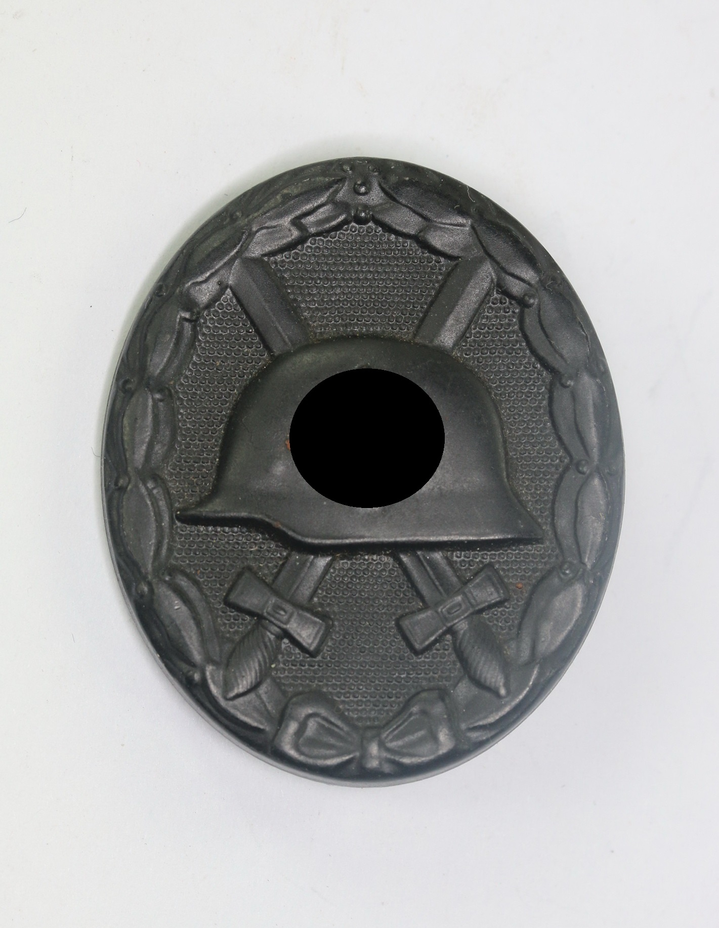 Verwundetenabzeichen in Schwarz 1939, Hst. L/18 (B.H. Mayer, Pforzheim) – Bild 1