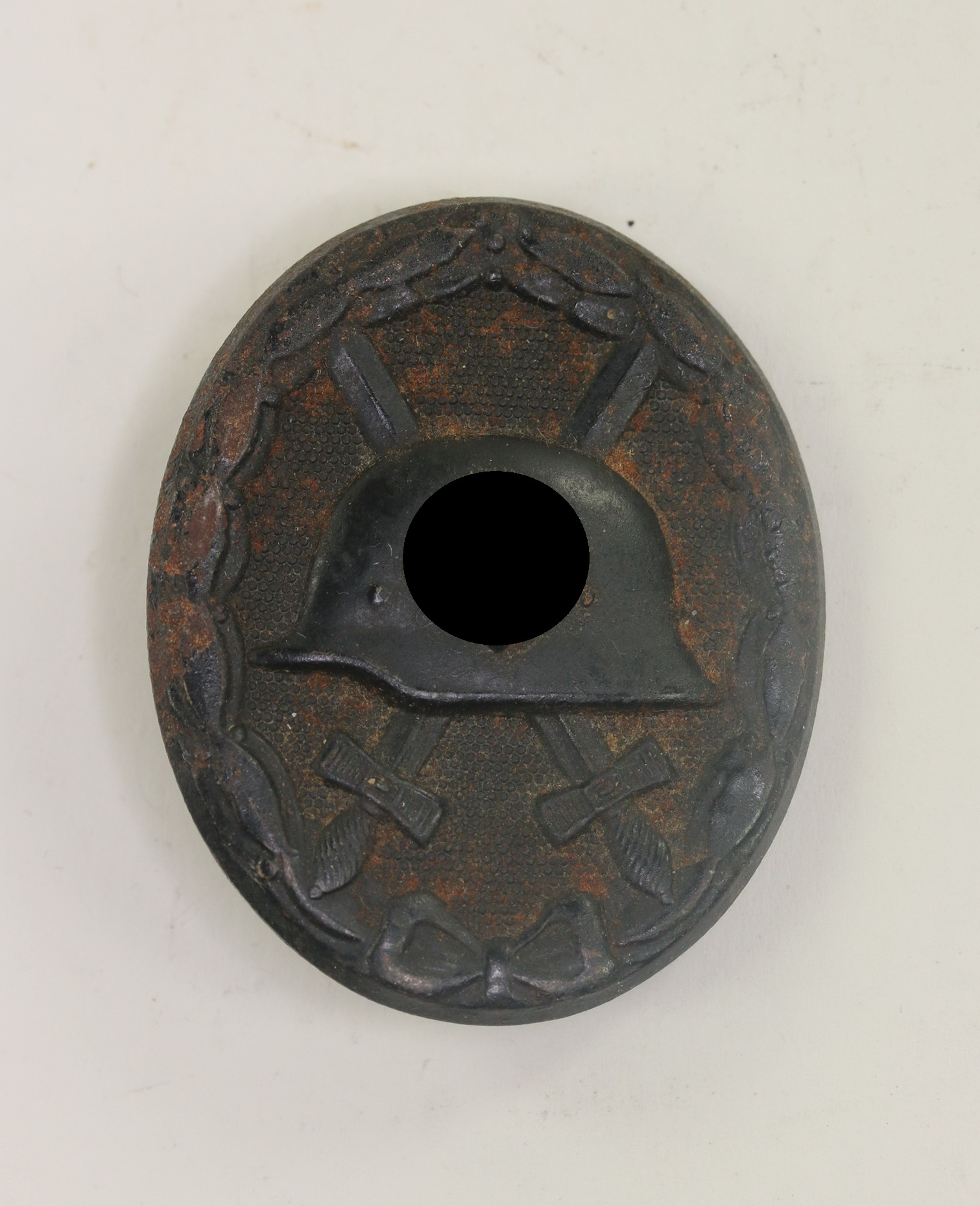 original_verwundetenabzeichen_in_schwarz_1939_ohne_hersteller_eisen_1__1 Verwundetenabzeichen in Schwarz 1939, ohne Hersteller (Eisen) – Bild 1