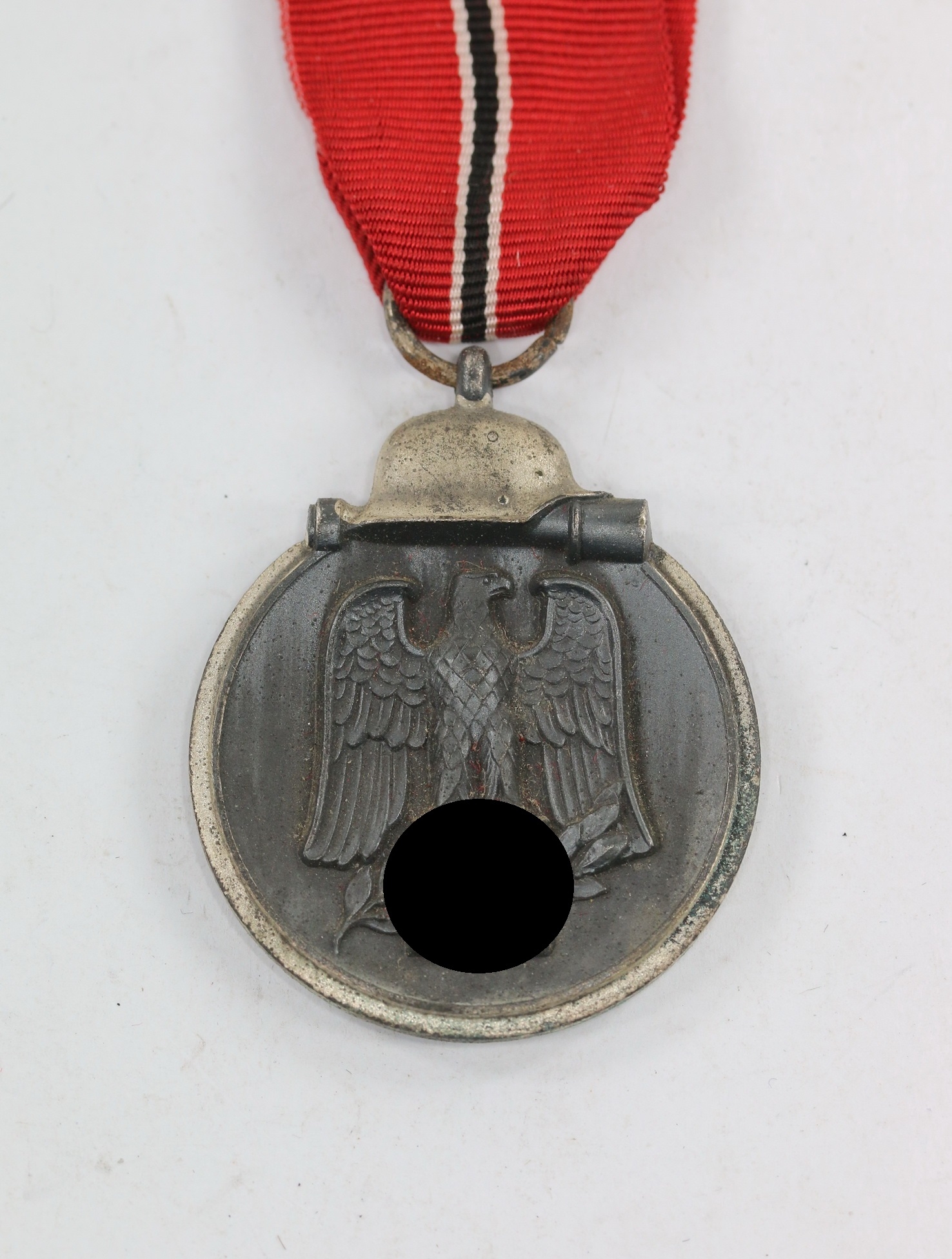 ostmedaille_hst Ostmedaille, Hst. 110, Winterschlacht im Osten 1941/42 – Bild 1