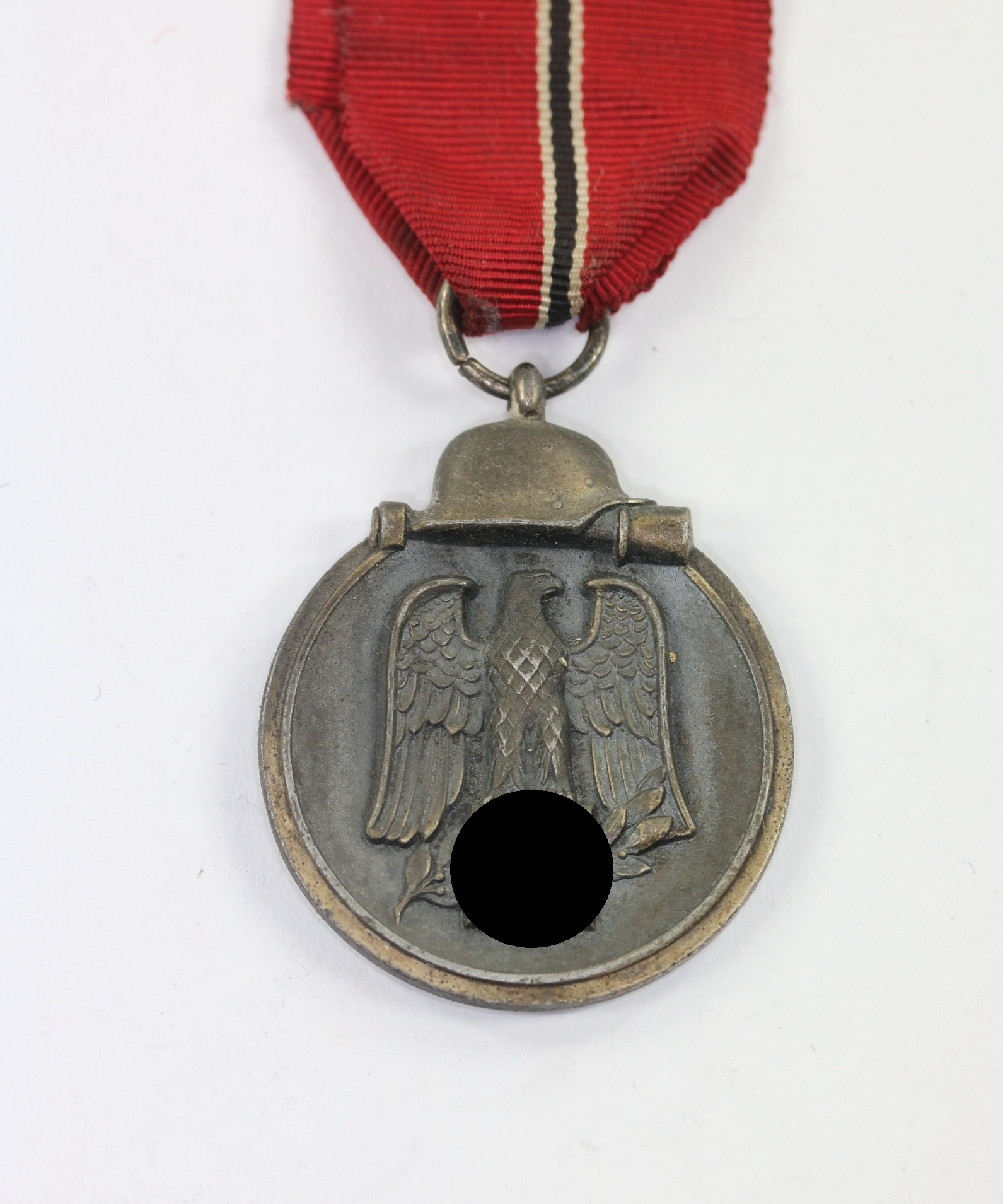 ostmedaille_hst Ostmedaille, Hst. 110, Winterschlacht im Osten 1941/42 – Bild 1
