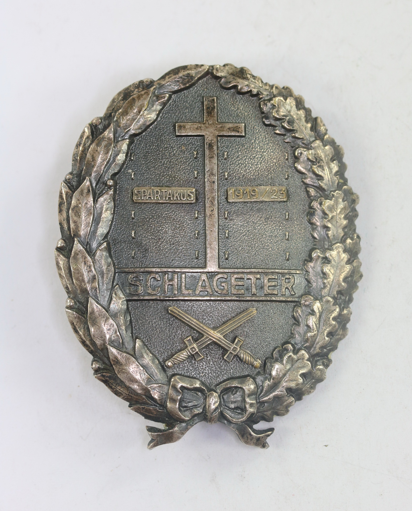 schlageter_schild_mit_spangen_spartakus_191923_hst Schlageter Schild mit Spangen "Spartakus" "1919/23", Hst. Paul Küst Berlin SW 19 – Bild 1
