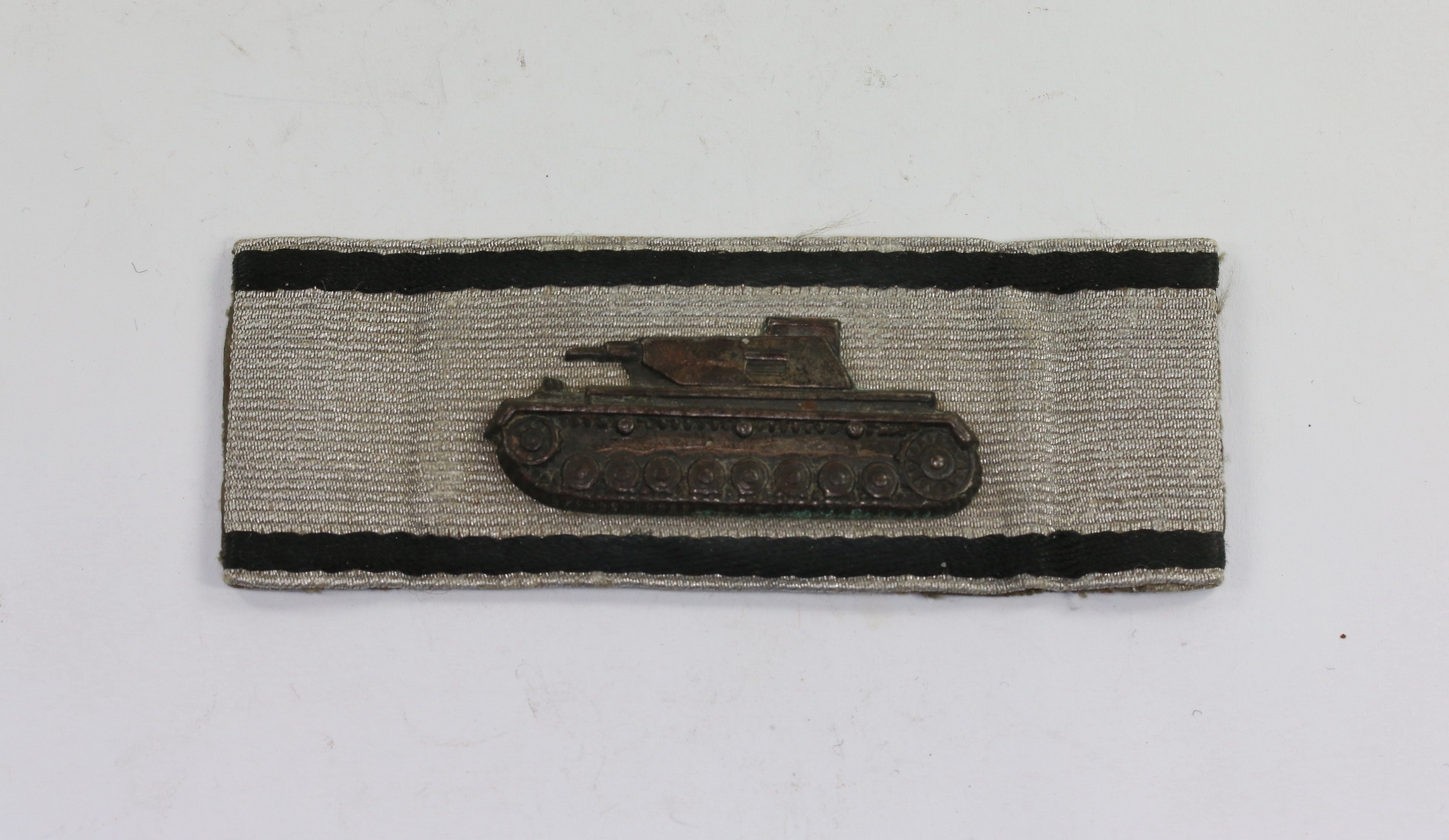 Sonderabzeichen für das Niederkämpfen von Panzerkampfwagen durch Einzelkämpfer (Panzerknacker) – Bild 1