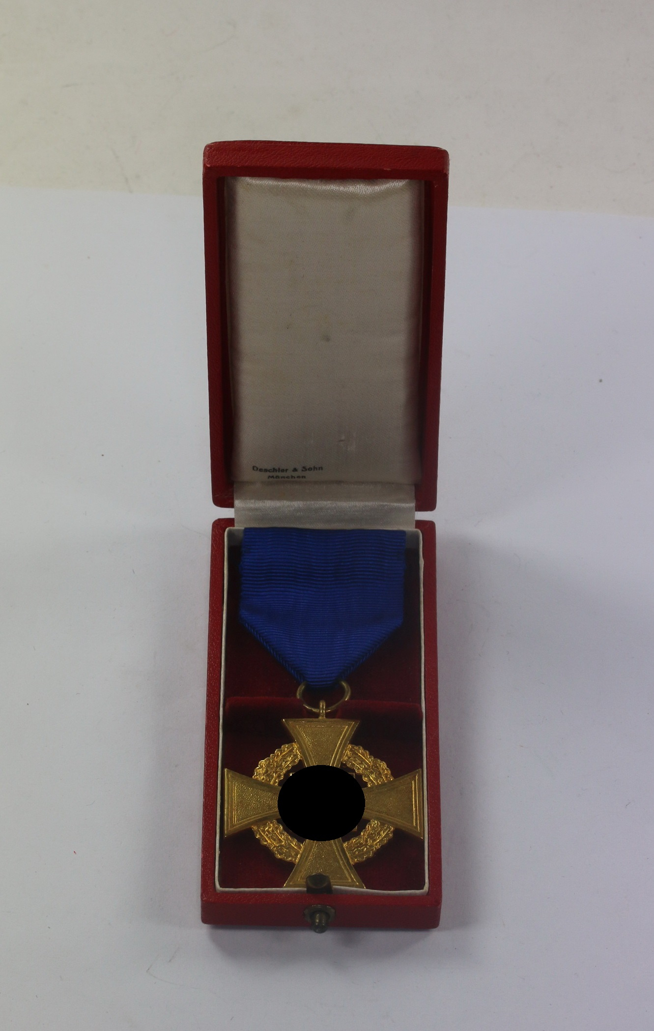 Treudienstehrenzeichen in Gold (40 Jahre), im Etui, Deschler & Sohn München – Bild 1