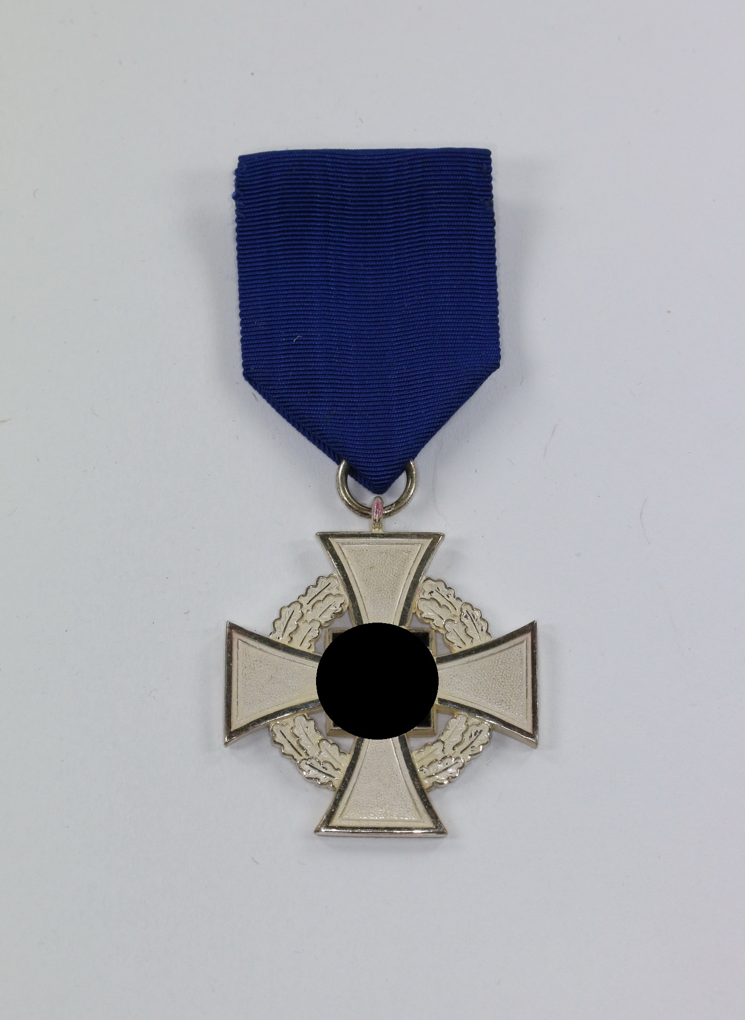  Treudienstehrenzeichen in Silber (25 Jahre), Für treue Dienste – Bild 1