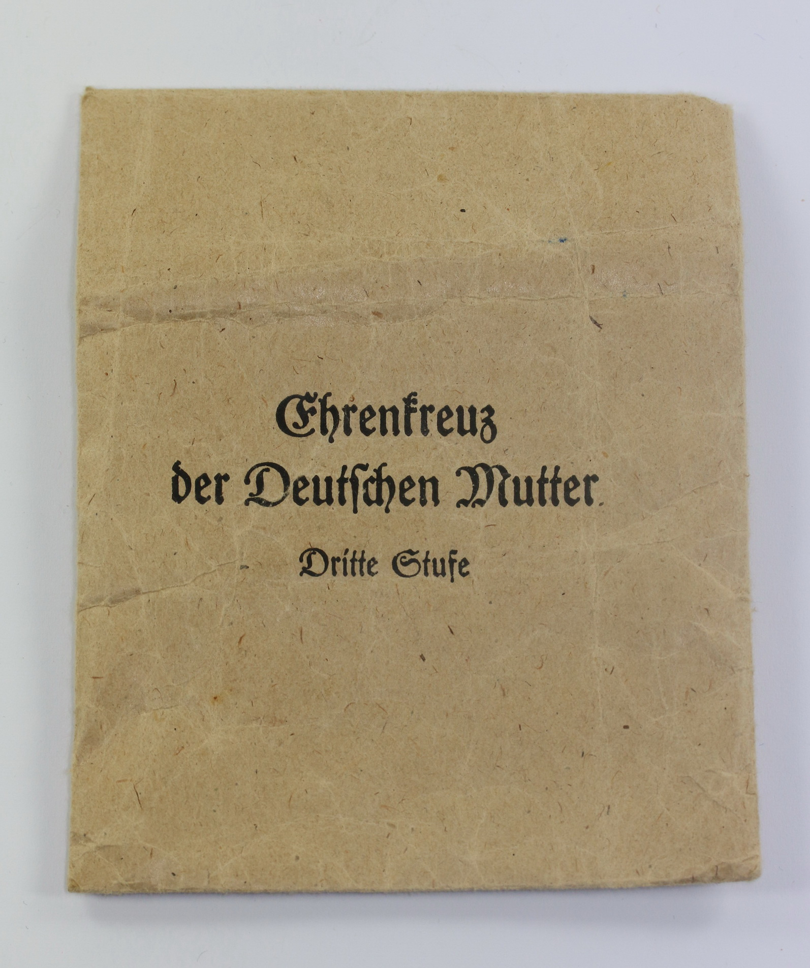 verleihungst_te_mutterkreuz_in_bronze_3 Verleihungstüte Mutterkreuz in Bronze (3. Stufe), Mittweider Metallwarenfabrik Rudolf Wächtler & Lange – Bild 1