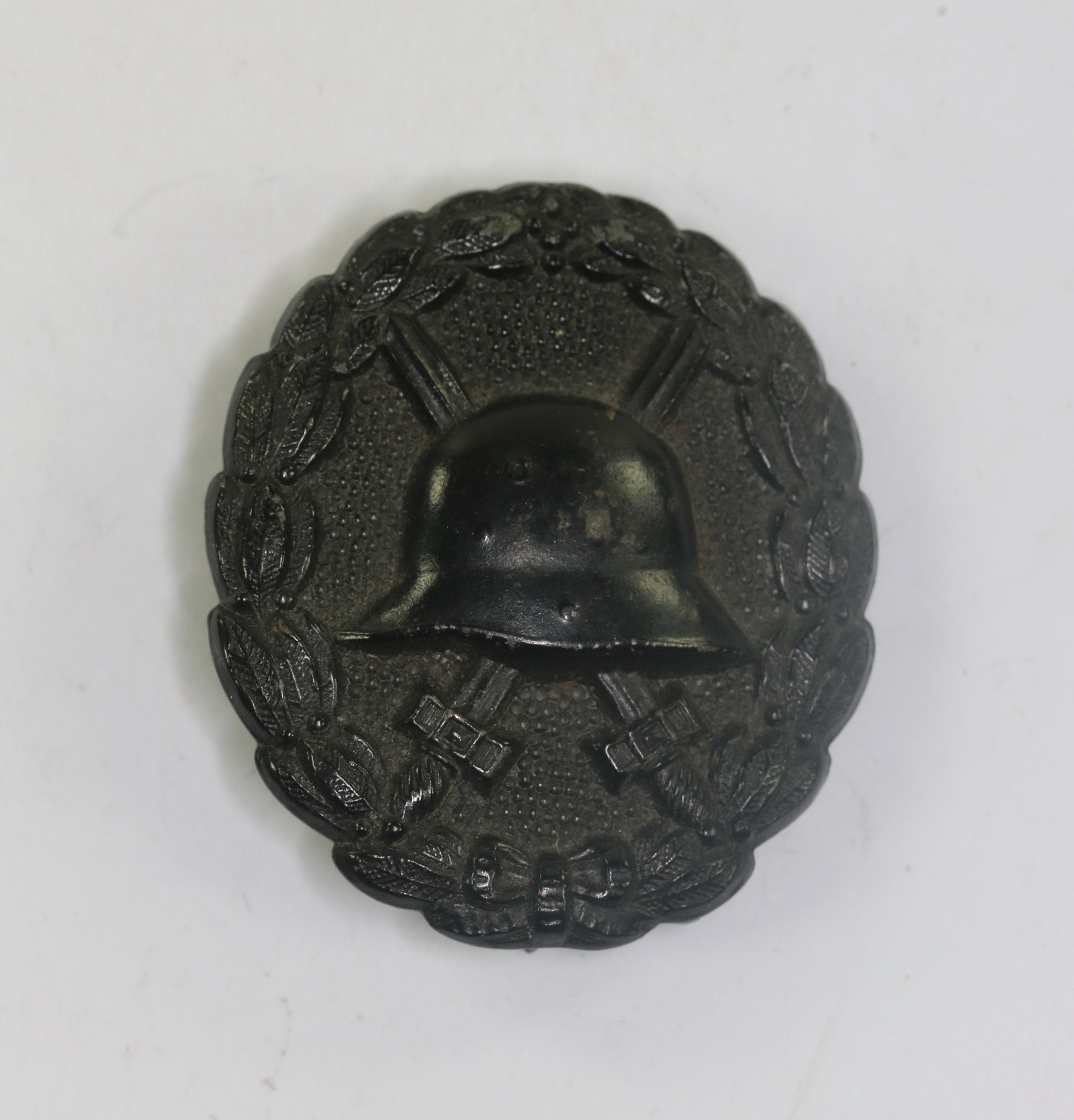 verwundetenabzeichen_in_schwarz_1918_eisen_1__26 Verwundetenabzeichen in Schwarz 1918 (Eisen) – Bild 1