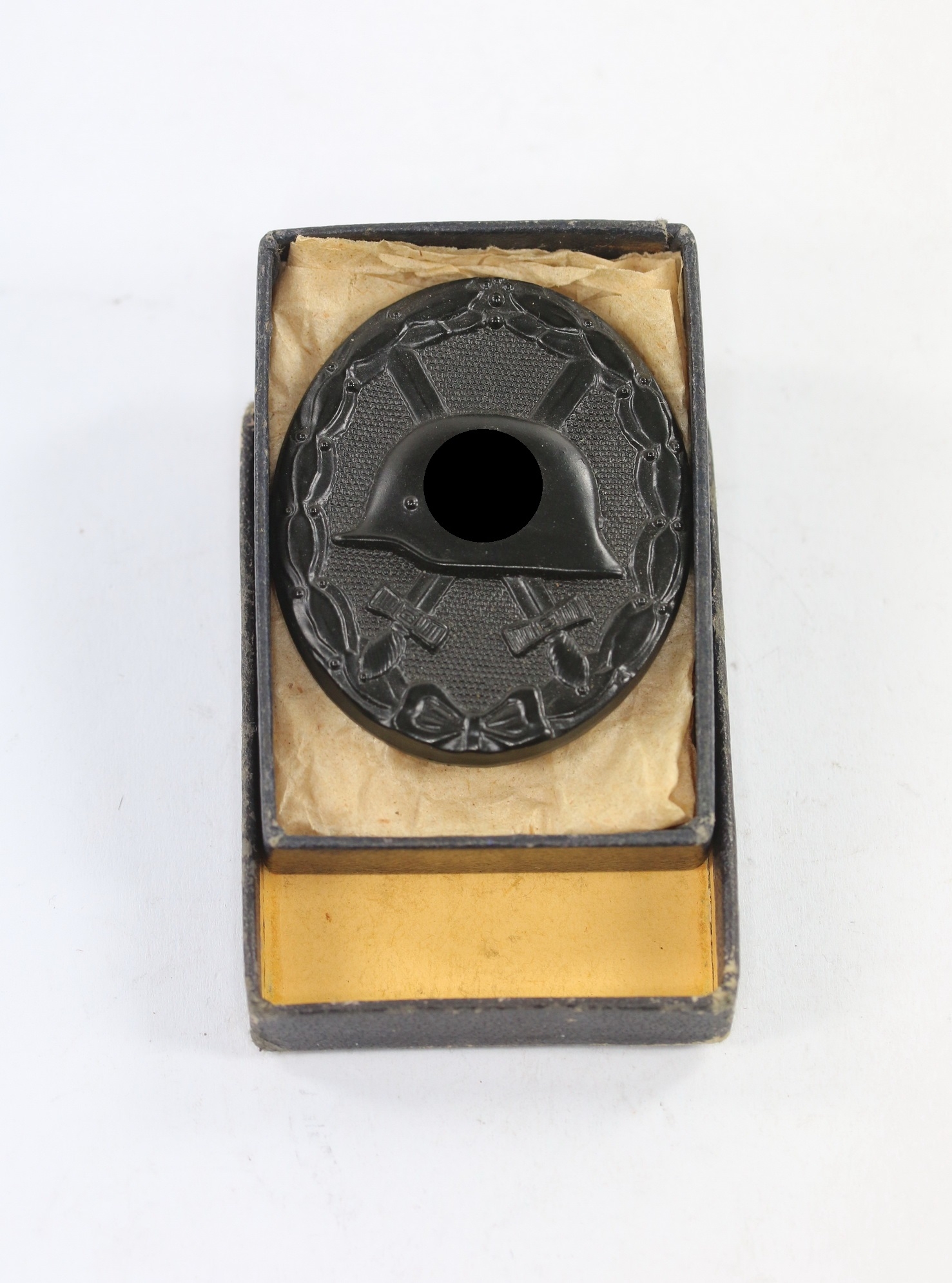 verwundetenabzeichen_in_schwarz_in_ldo_verkaufsschachtel_1__1 Verwundetenabzeichen in Schwarz, in LDO Verkaufsschachtel – Bild 1