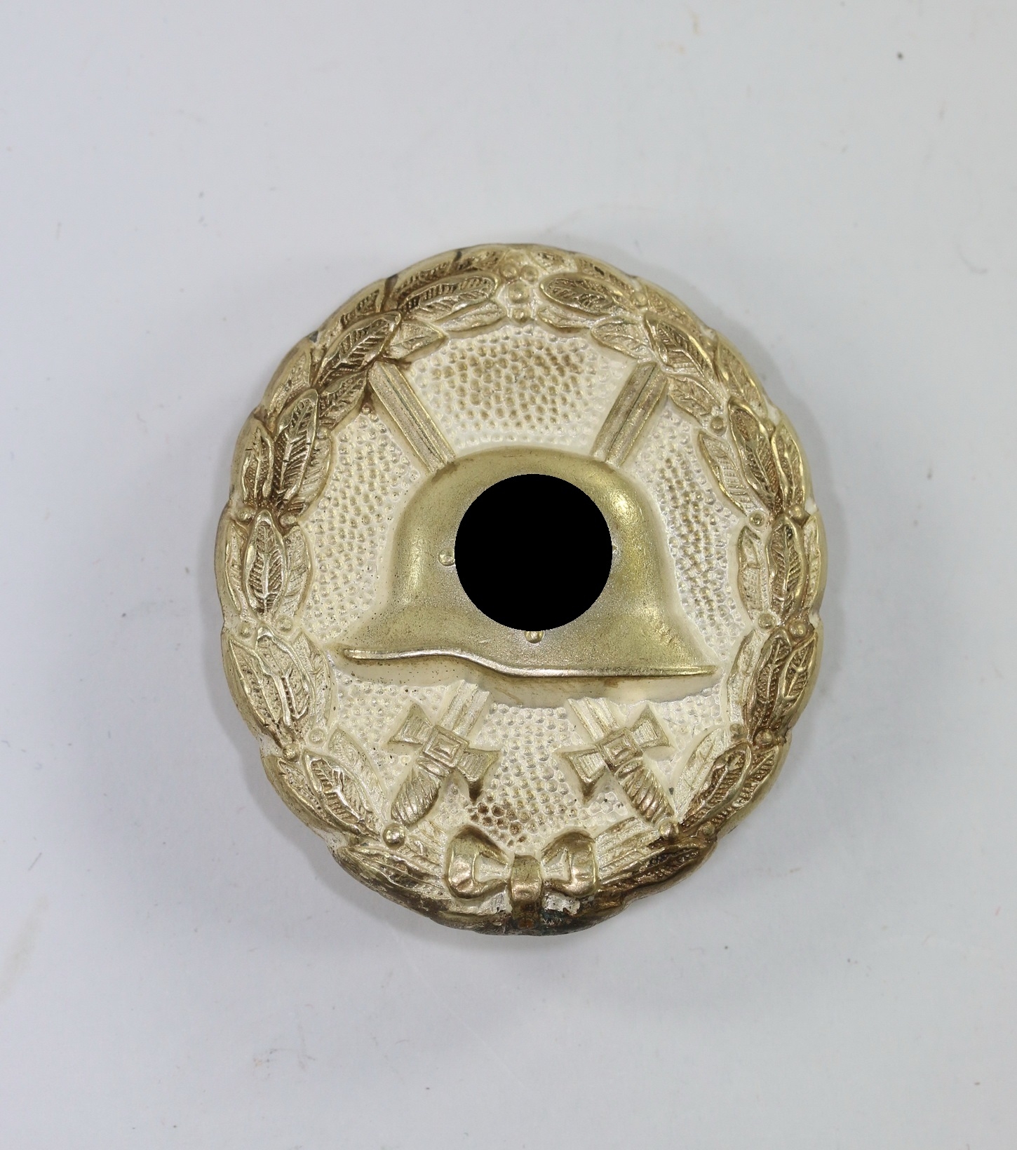 Verwundetenabzeichen in Silber, 1. Form hohl verbödet (!) – Bild 1