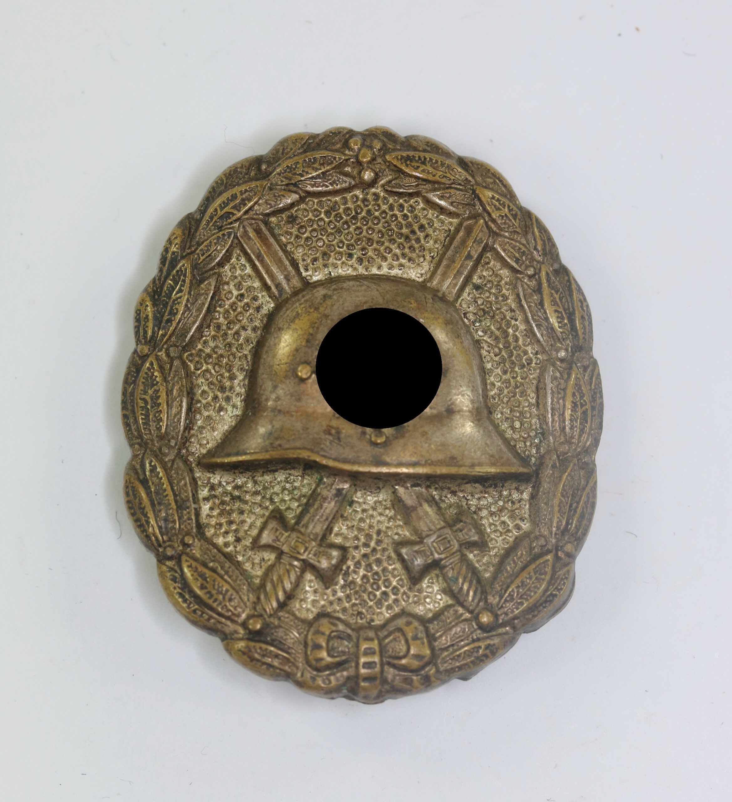 Verwundetenabzeichen in Silber 1939, 1. Form (Buntmetall) – Bild 1