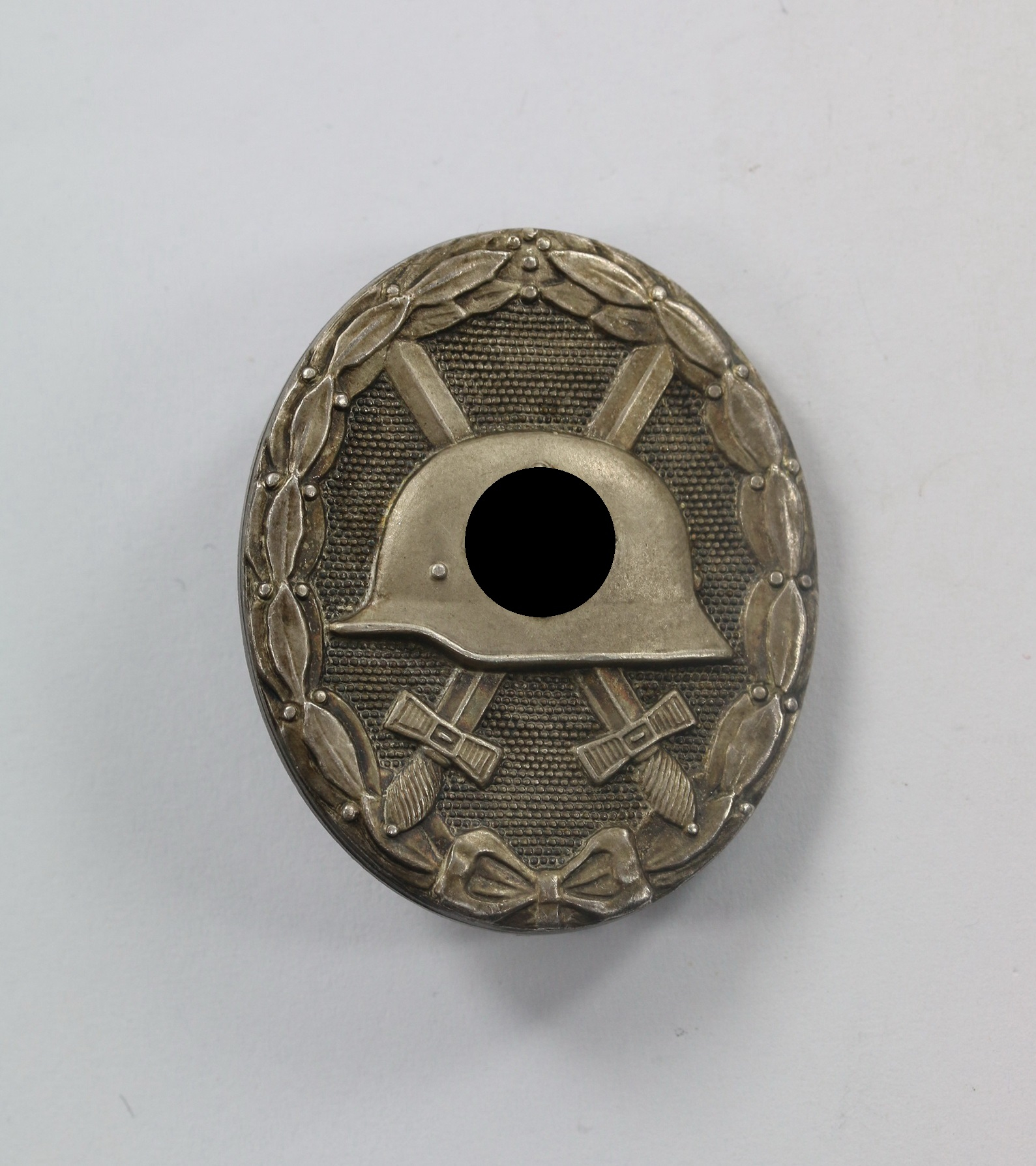 verwundetenabzeichen_in_silber_1939_hauptm_nzamt_wien_buntmetall_1__1 Verwundetenabzeichen in Silber 1939, Hauptmünzamt Wien, Buntmetall – Bild 1