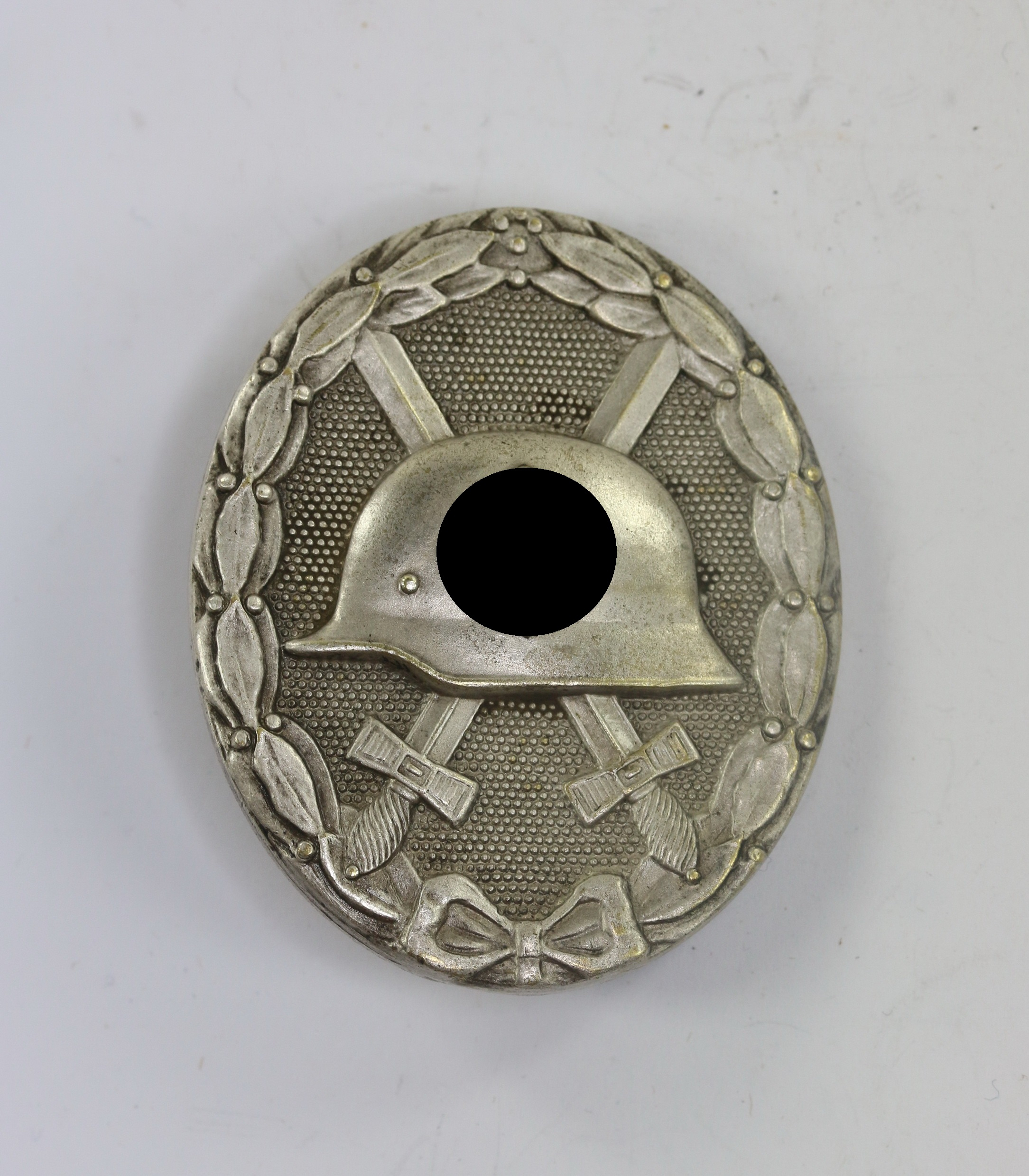 verwundetenabzeichen_in_silber_1939_hst Verwundetenabzeichen in Silber 1939, Hst. 30 (Hauptmünzamt Wien) – Bild 1