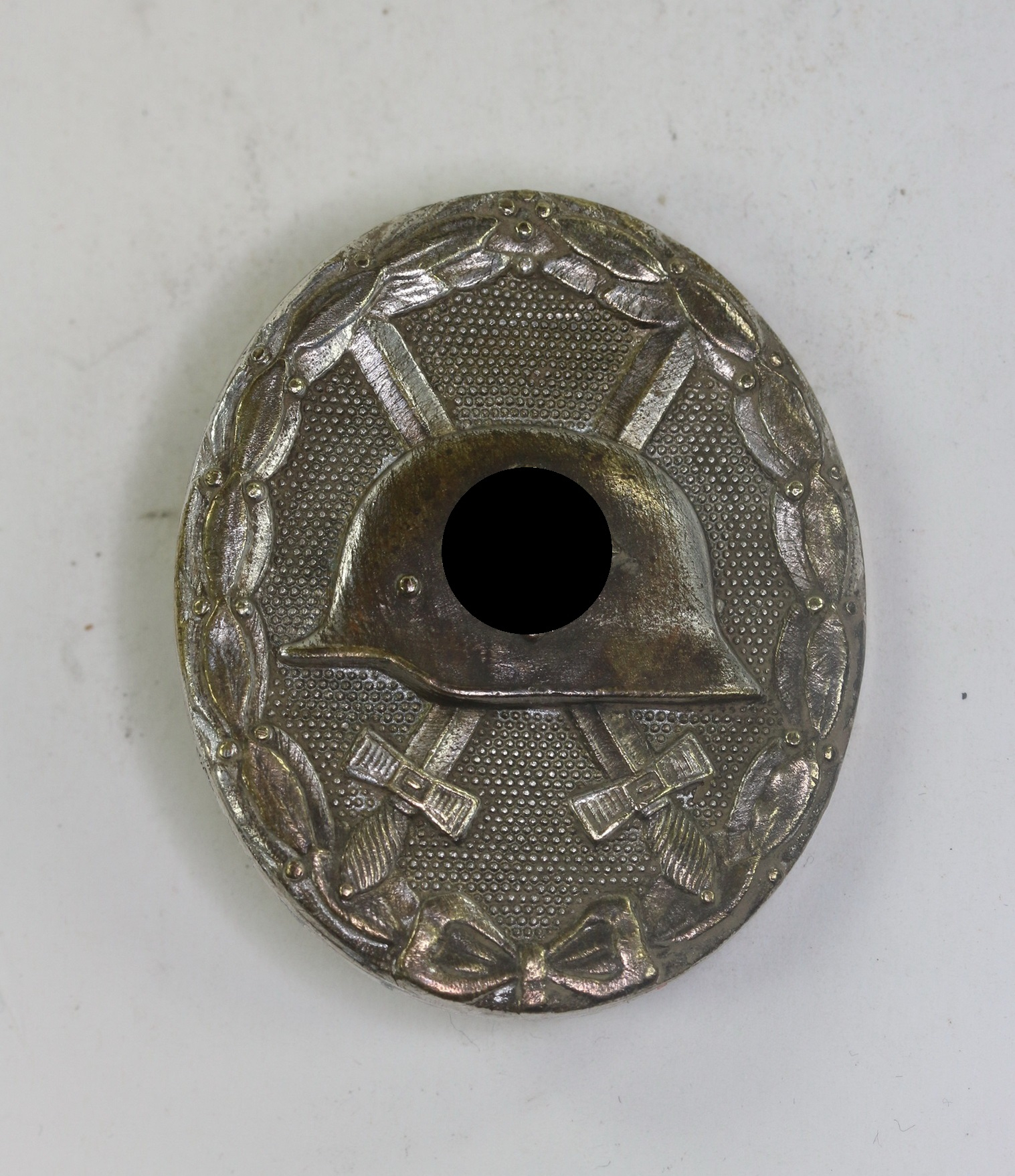 verwundetenabzeichen_in_silber_1939_hst Verwundetenabzeichen in Silber 1939, Hst. 30 (Hauptmünzamt Wien) – Bild 1