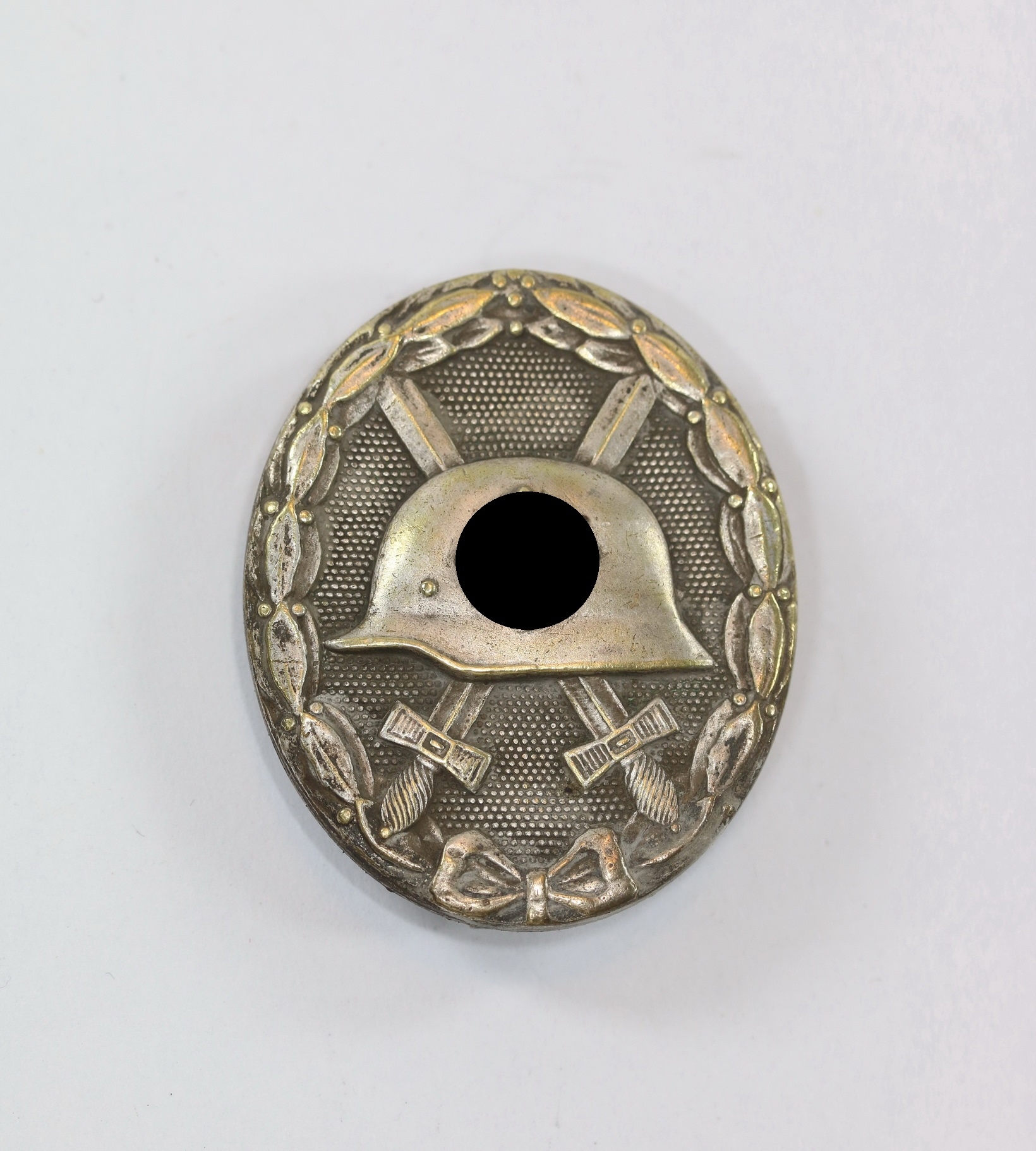 verwundetenabzeichen_in_silber_hauptm_nzamt_wien_buntmetall_1__1_4 Verwundetenabzeichen in Silber, Hauptmünzamt Wien, Buntmetall – Bild 1