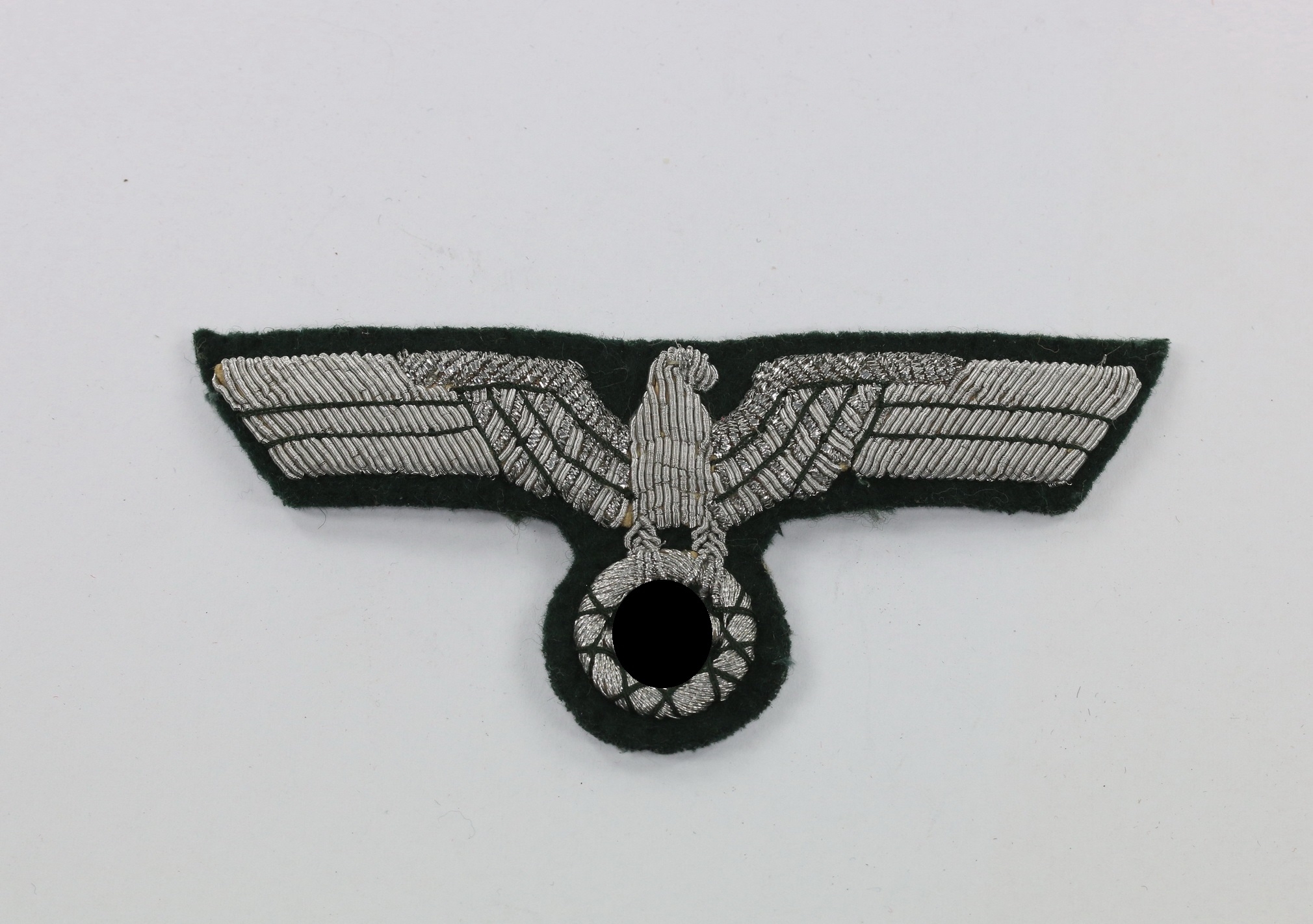 wehrmacht_heer_brustadler_f_r_offiziere_handgestickt_1__1_3 Wehrmacht Heer, Brustadler für Offiziere (handgestickt) – Bild 1