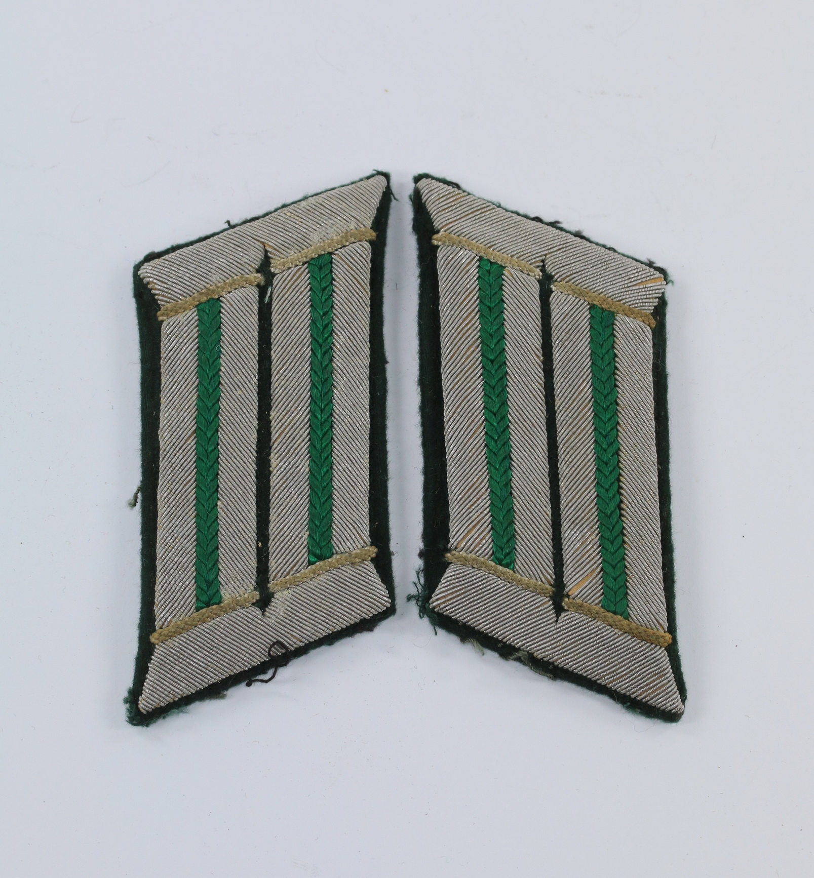 Wehrmacht Heer, Paar Kragenspiegel für Offiziere Gebirgsjäger – Bild 1