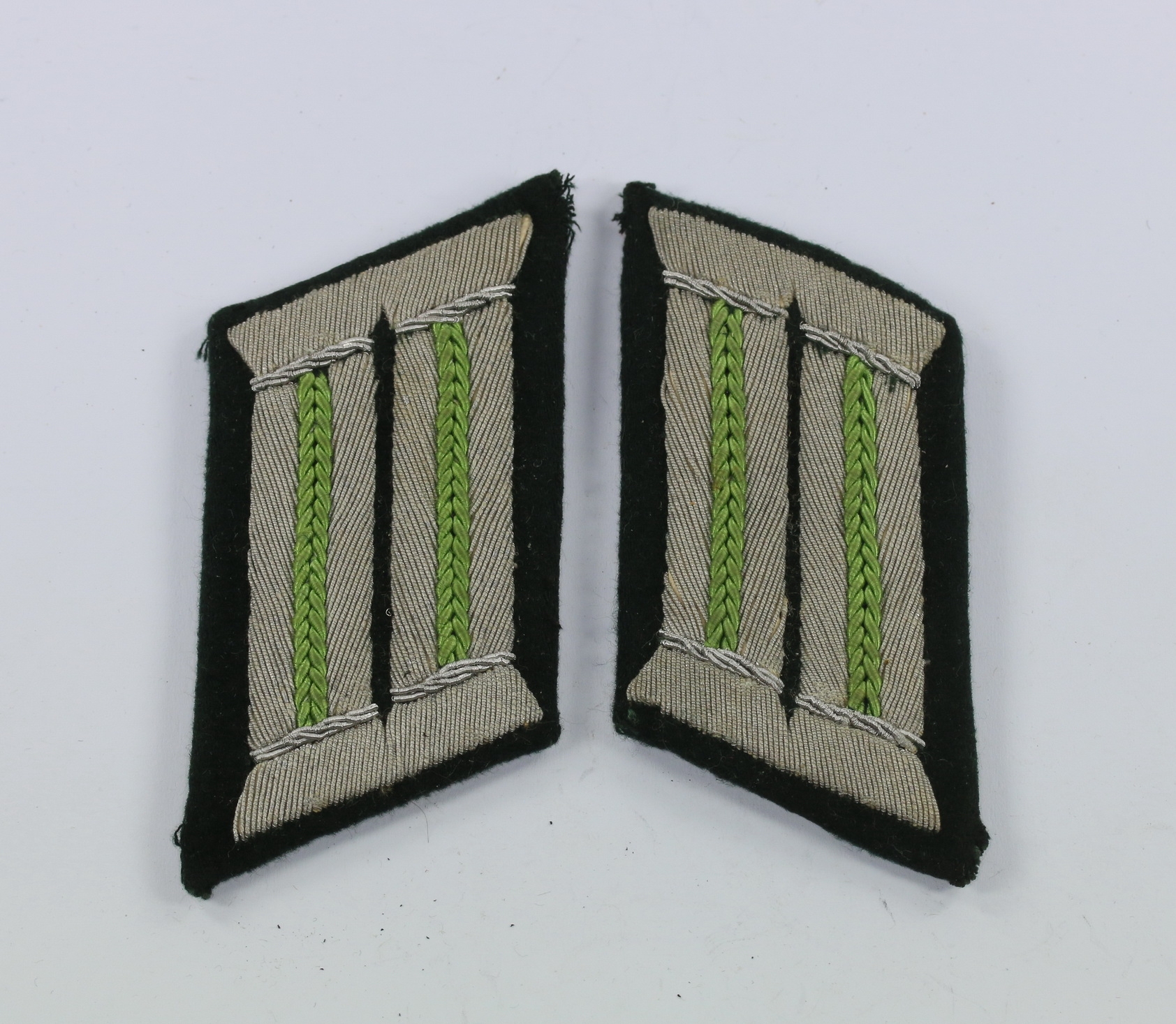 wehrmacht_paar_kragenspiegel_panzergrenadiere_offizier_1_ Wehrmacht, Paar Kragenspiegel Panzergrenadiere (Offizier) – Bild 1