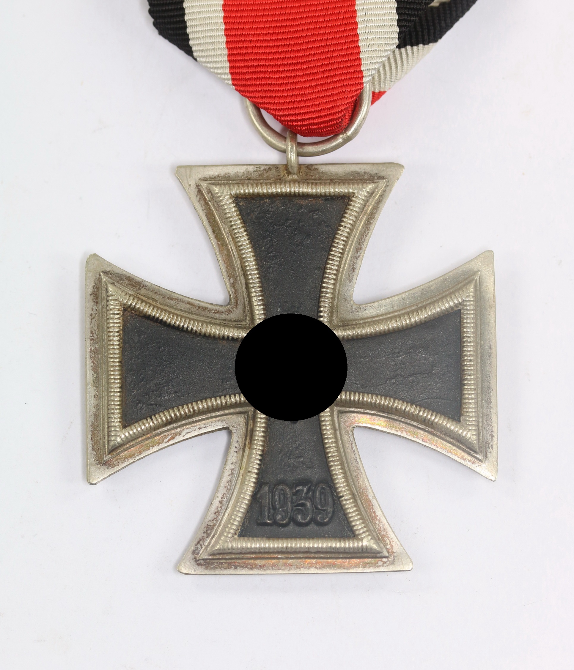 Eisernes Kreuz 2. Klasse 1939, Hst. 44 (Jakob Bengel, Idar Oberstein) (1) Eisernes Kreuz 2. Klasse 1939, Hst. 44 (Jakob Bengel, Idar Oberstein) – Bild 1