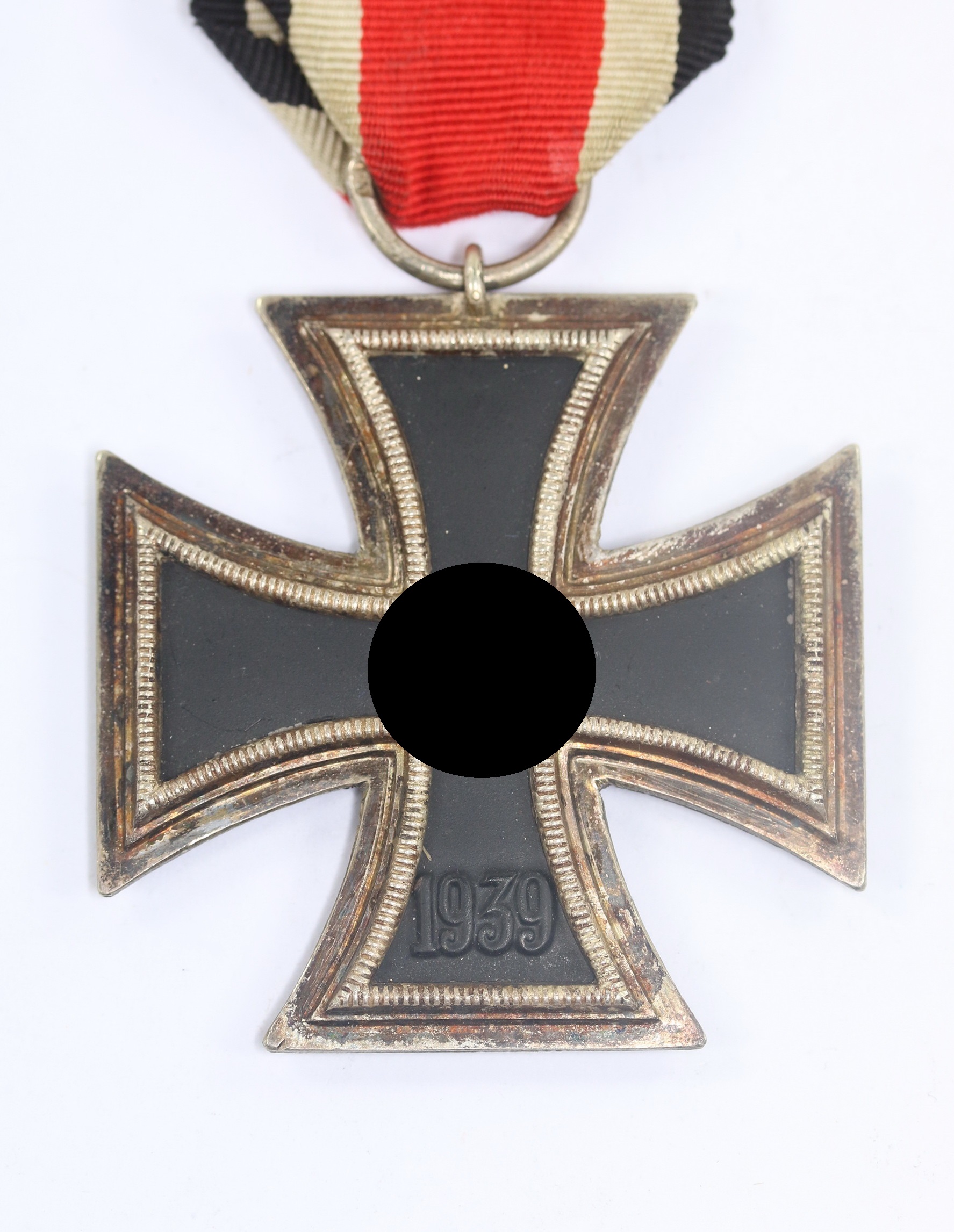 Eisernes Kreuz 2. Klasse 1939, Hst. 75 (Julius Maurer, Oberstein) (1) Eisernes Kreuz 2. Klasse 1939, Hst. 75 (Julius Maurer, Oberstein) – Bild 1