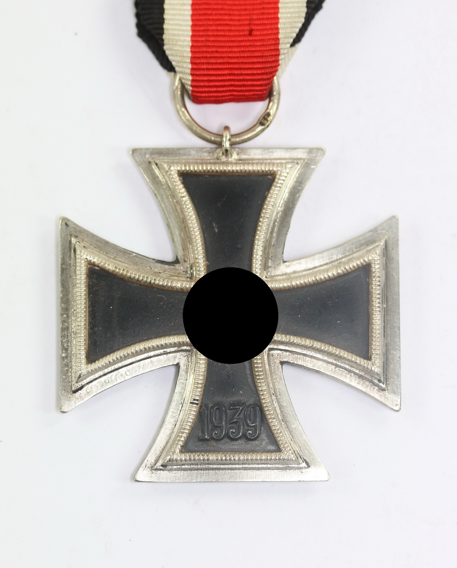 Eisernes Kreuz 2. Klasse 1939, Hst. 75 (Julius Maurer, Oberstein) (1) Eisernes Kreuz 2. Klasse 1939, Hst. 75 (Julius Maurer, Oberstein) – Bild 1