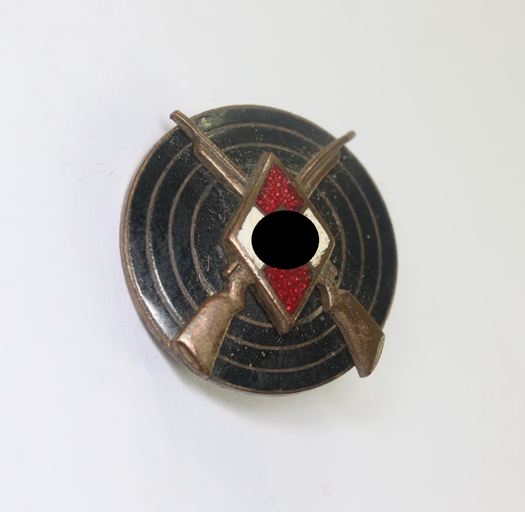 Hitlerjugend (HJ), Schießauszeichnung, Hst. RZM M177 (Foerster & Barth, Pforzheim) (1) Hitlerjugend (HJ), Schießauszeichnung, Hst. RZM M1/77 (Foerster & Barth, Pforzheim) – Bild 1