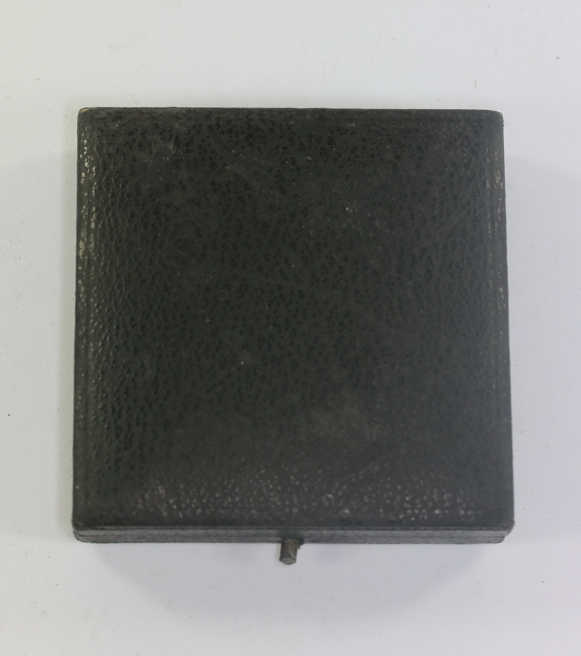 LDO Universal Etui (Eisernes Kreuz 1. Kl., KVK 1. Kl., VWA Gold) (1) LDO Universal Etui (Eisernes Kreuz 1. Kl., KVK 1. Kl., VWA Gold) – Bild 1