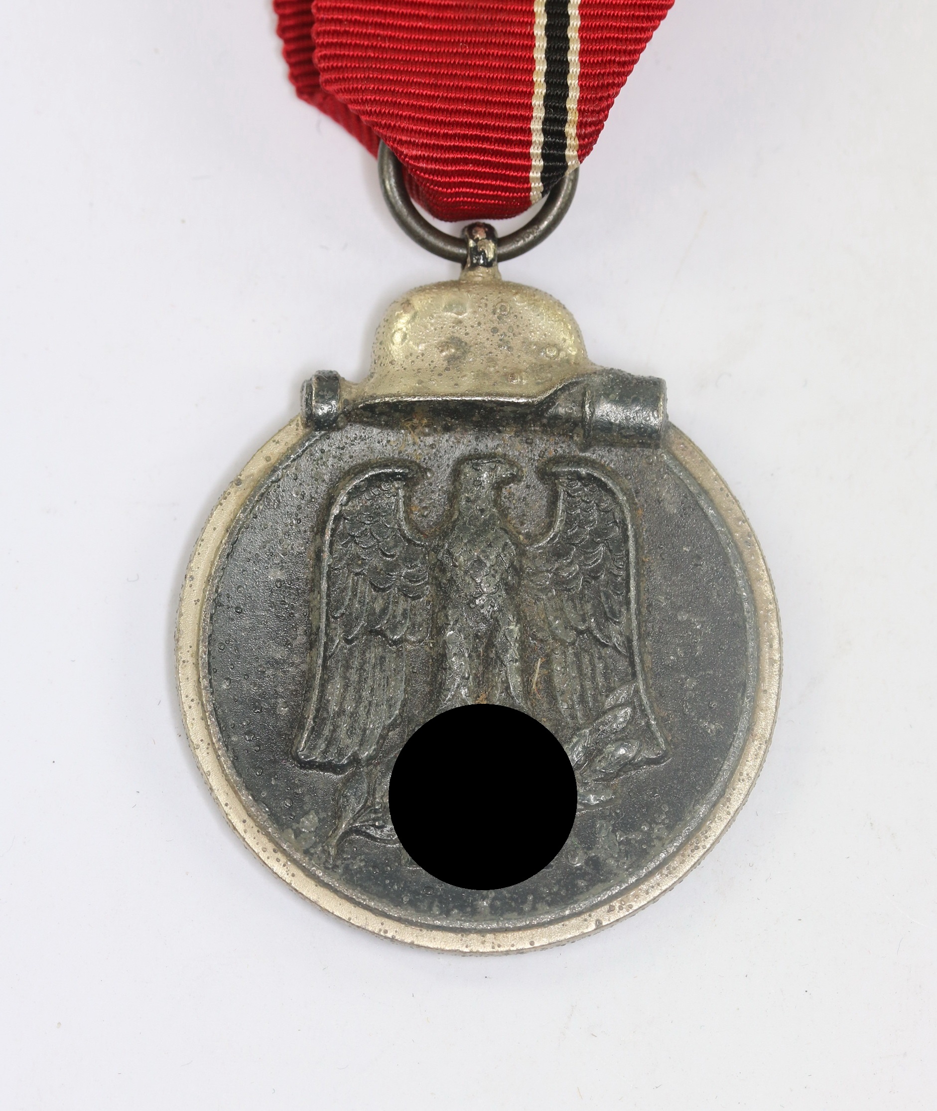 Ostmedaille, Hst. 100 (Wächtler & Lange, Mittweida) - Winterschlacht im Osten 194142 (1) Ostmedaille, Hst. 100 (Wächtler & Lange, Mittweida) - Winterschlacht im Osten 1941/42 – Bild 1
