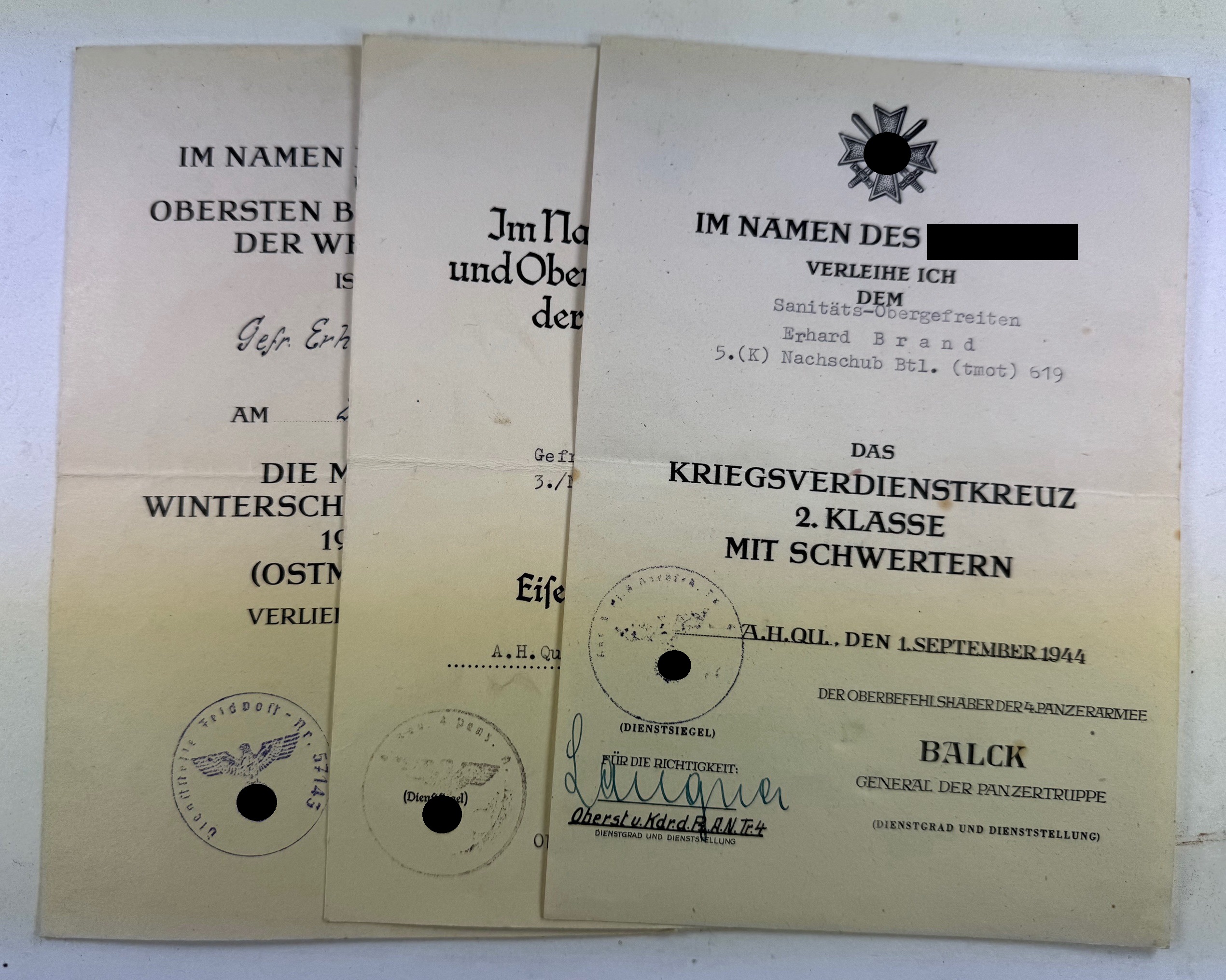 Urkunden Gruppe Nachschub Btl. 619, 4. Panzerarmee, original Unterschrift Generaloberst Hermann Hoth (1) Urkunden Gruppe Nachschub Btl. 619, 4. Panzerarmee, original Unterschrift Generaloberst Hermann Hoth – Bild 1