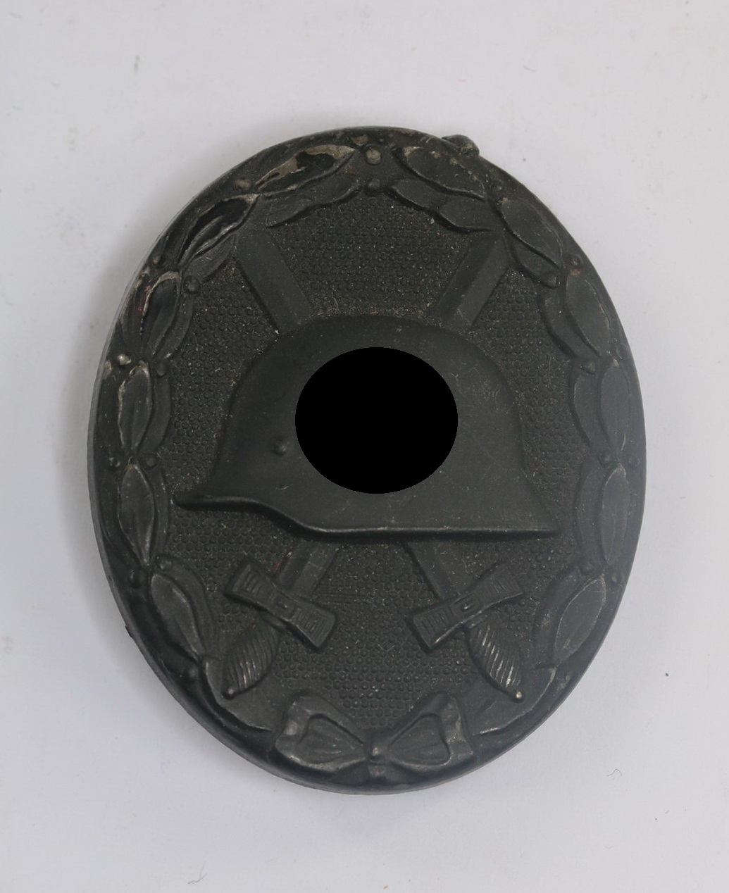 Verwundetenabzeichen in Schwarz 1939, Hst. 65 (Klein & Quenzer A.G., Oberstein) (1) Verwundetenabzeichen in Schwarz 1939, Hst. 65 (Klein & Quenzer A.G., Oberstein) – Bild 1