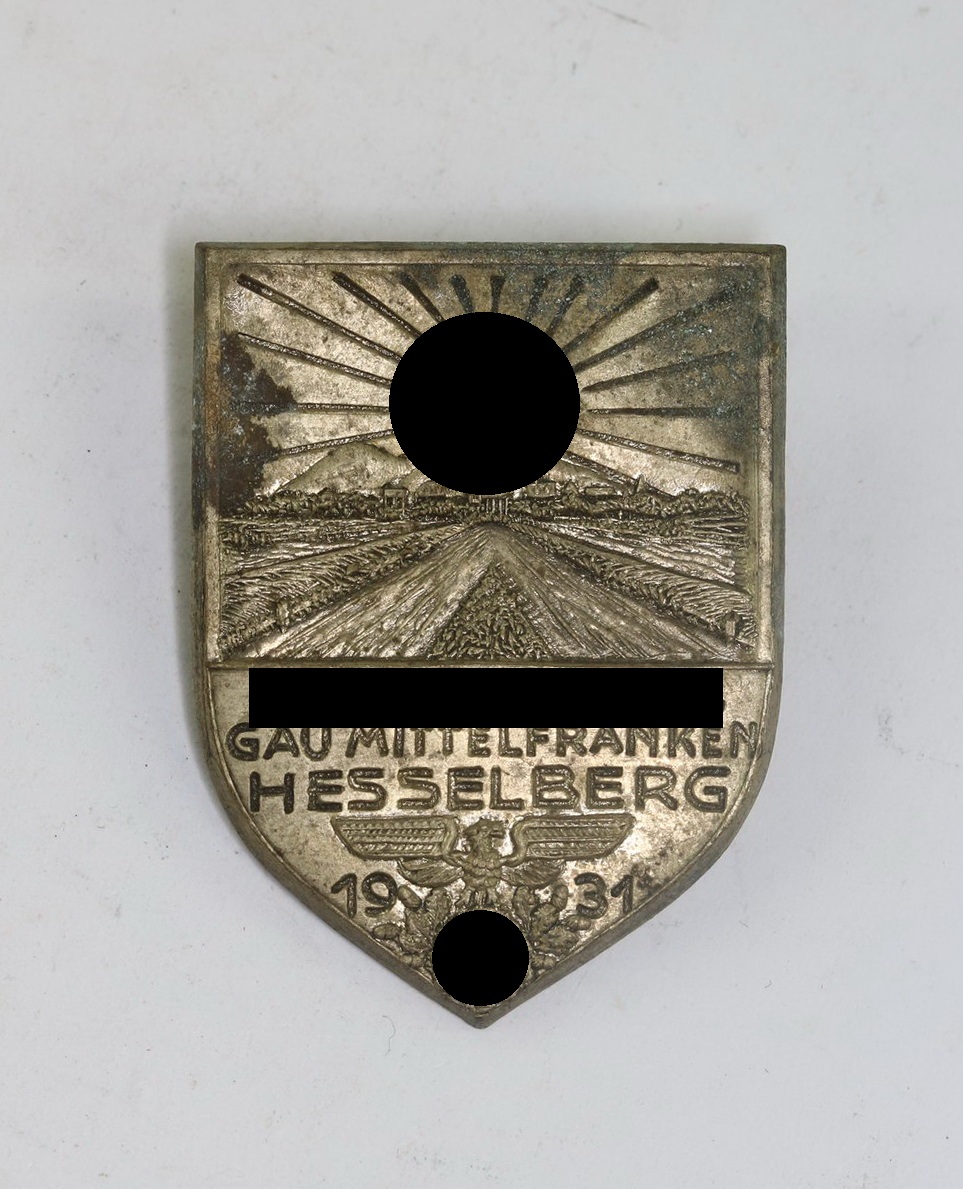 Abzeichen. N.S.D.A.P. Gau Mittelfranke hesselberg 1931, Hst. F. Hoffstätter Bonn a. Rh (1) Abzeichen. N.S.D.A.P. Gau Mittelfranke Hesselberg 1931, Hst. F. Hoffstätter Bonn a. Rh – Bild 1