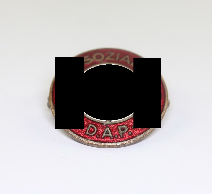 Frühes NSDAP Parteiabzeichen, Ges. Gesch (1) Frühes NSDAP Parteiabzeichen, Ges. Gesch. – Bild 1