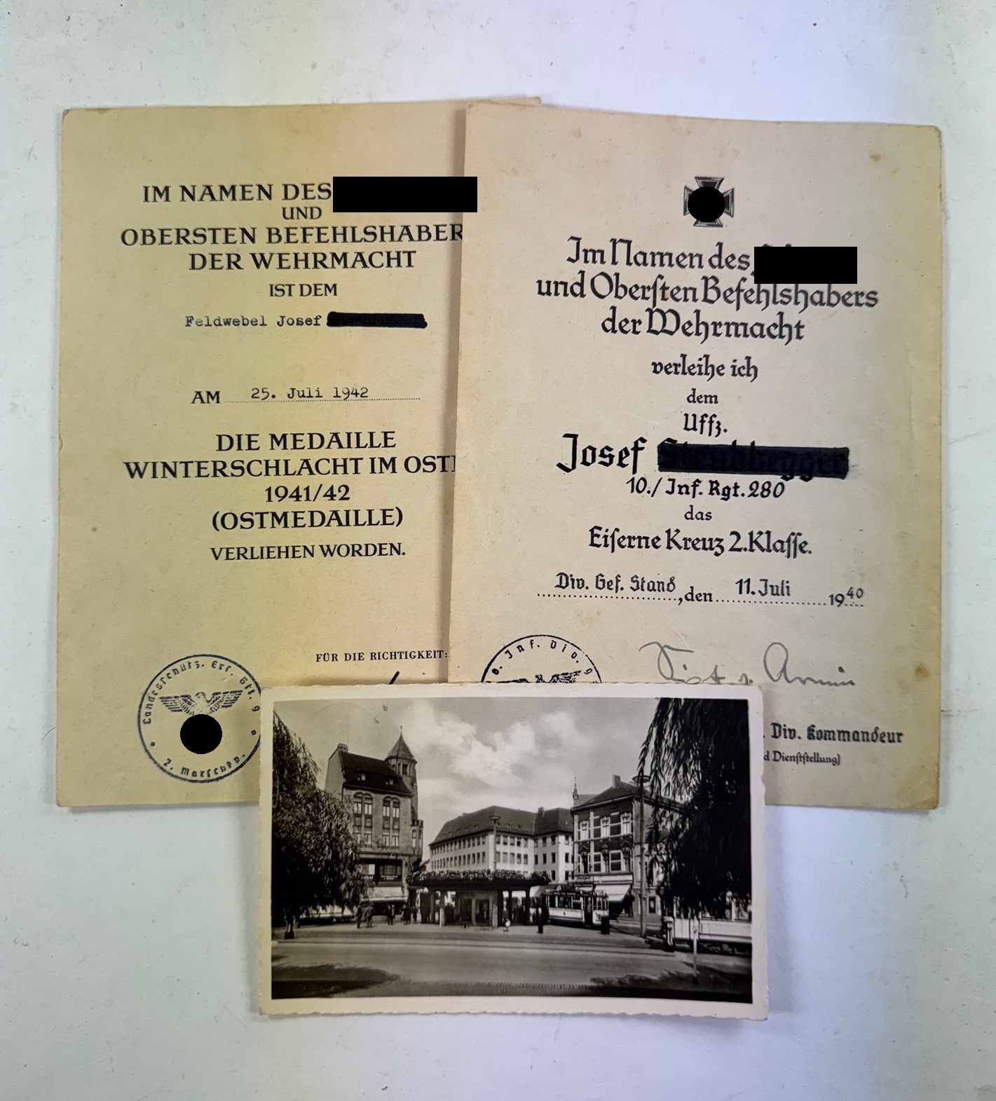 Urkunde Eisernes Kreuz 2. Klasse + Ostmedaille (1) Urkunde Eisernes Kreuz 2. Klasse + Ostmedaille – Bild 1