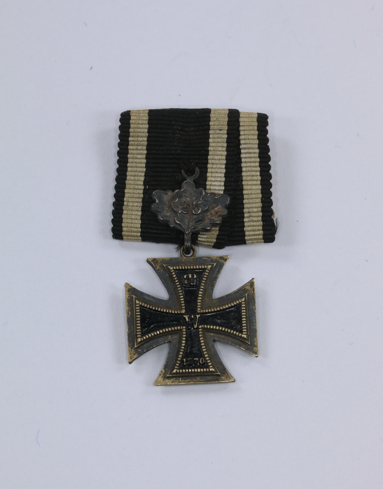 16 mm Miniatur Eisernes Kreuz 2. Klasse 1870 mit Jubiläum Eichenlaub 25 – Bild 1