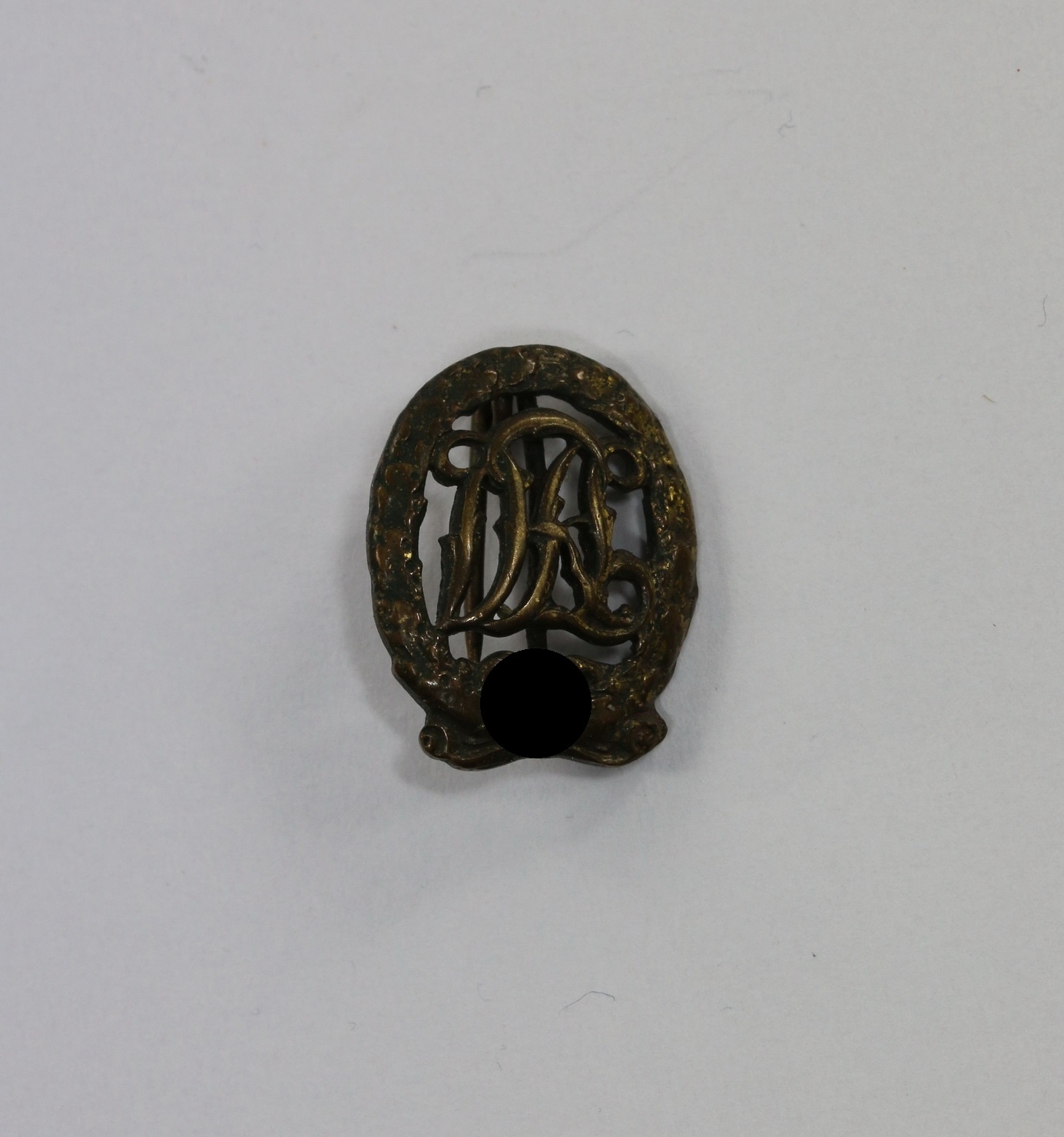 16 MM Miniatur  Reichssportabzeichen in Bronze, Hst. Hensler – Bild 1