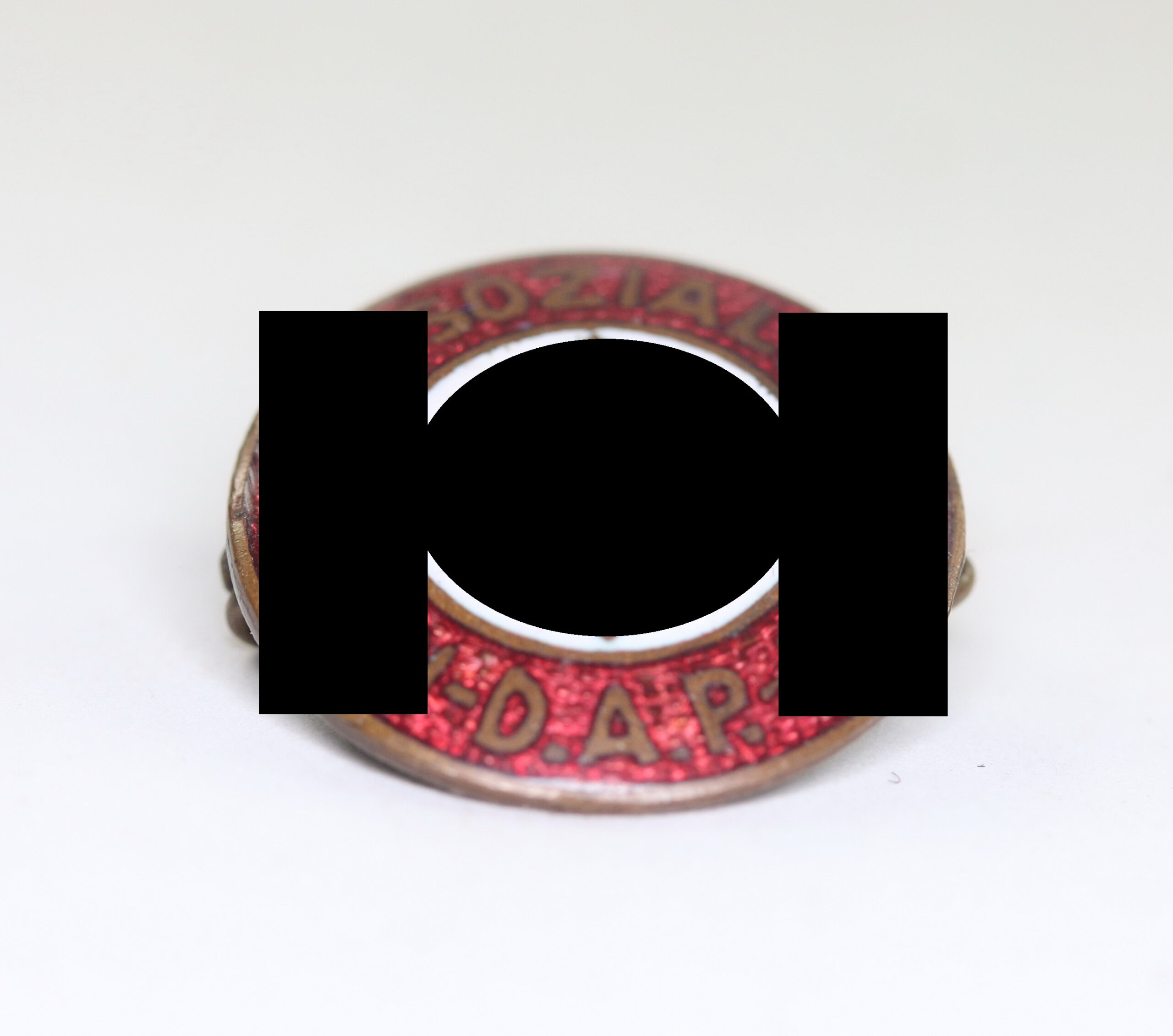 16 MM (!)  NSDAP Parteiabzeichen, Hst. RZM 75 (Otto Schickle, Pforzheim) – Bild 1